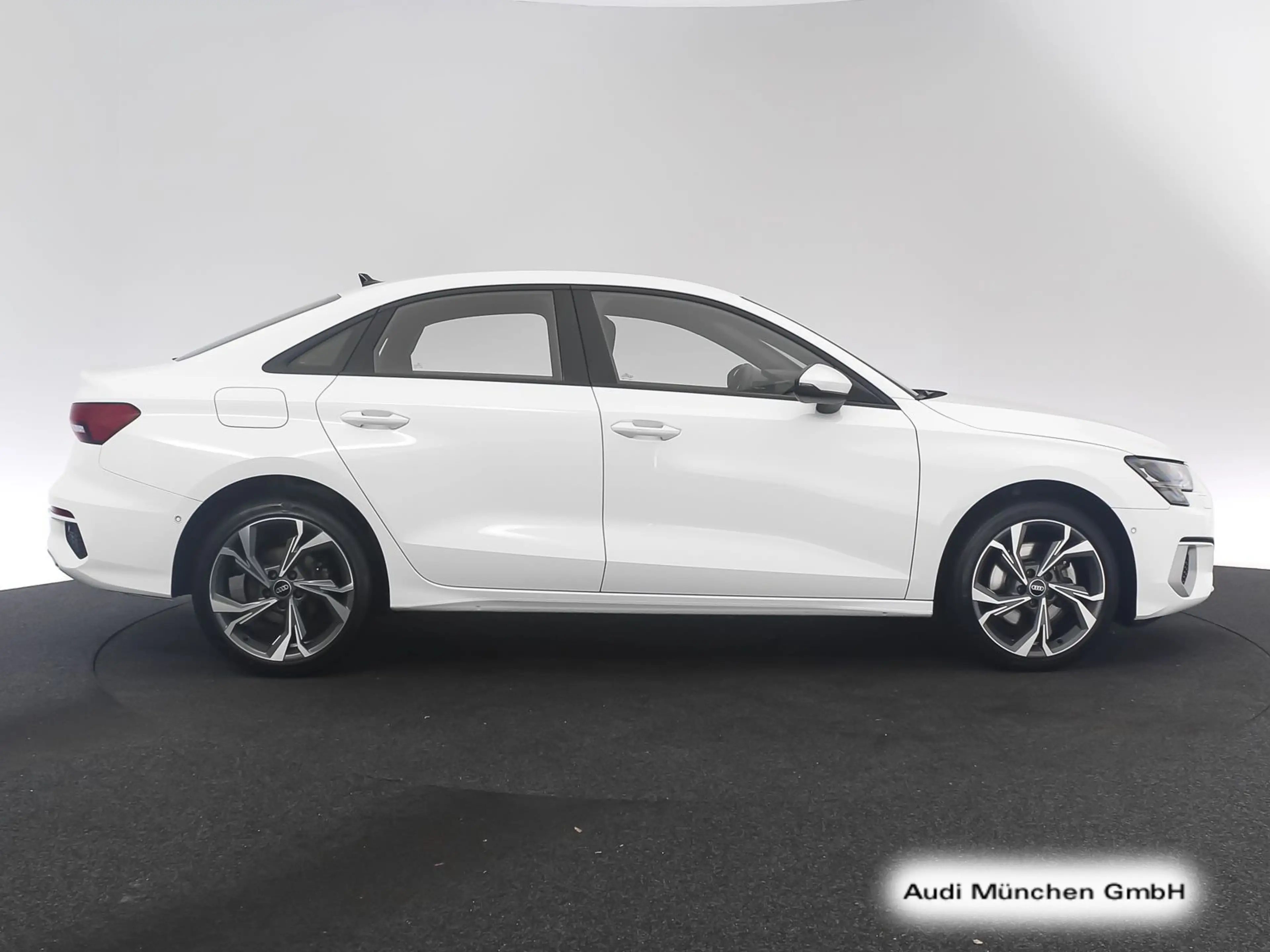 Audi A3 40 TDI qu. S tronic advanced — photo 7
