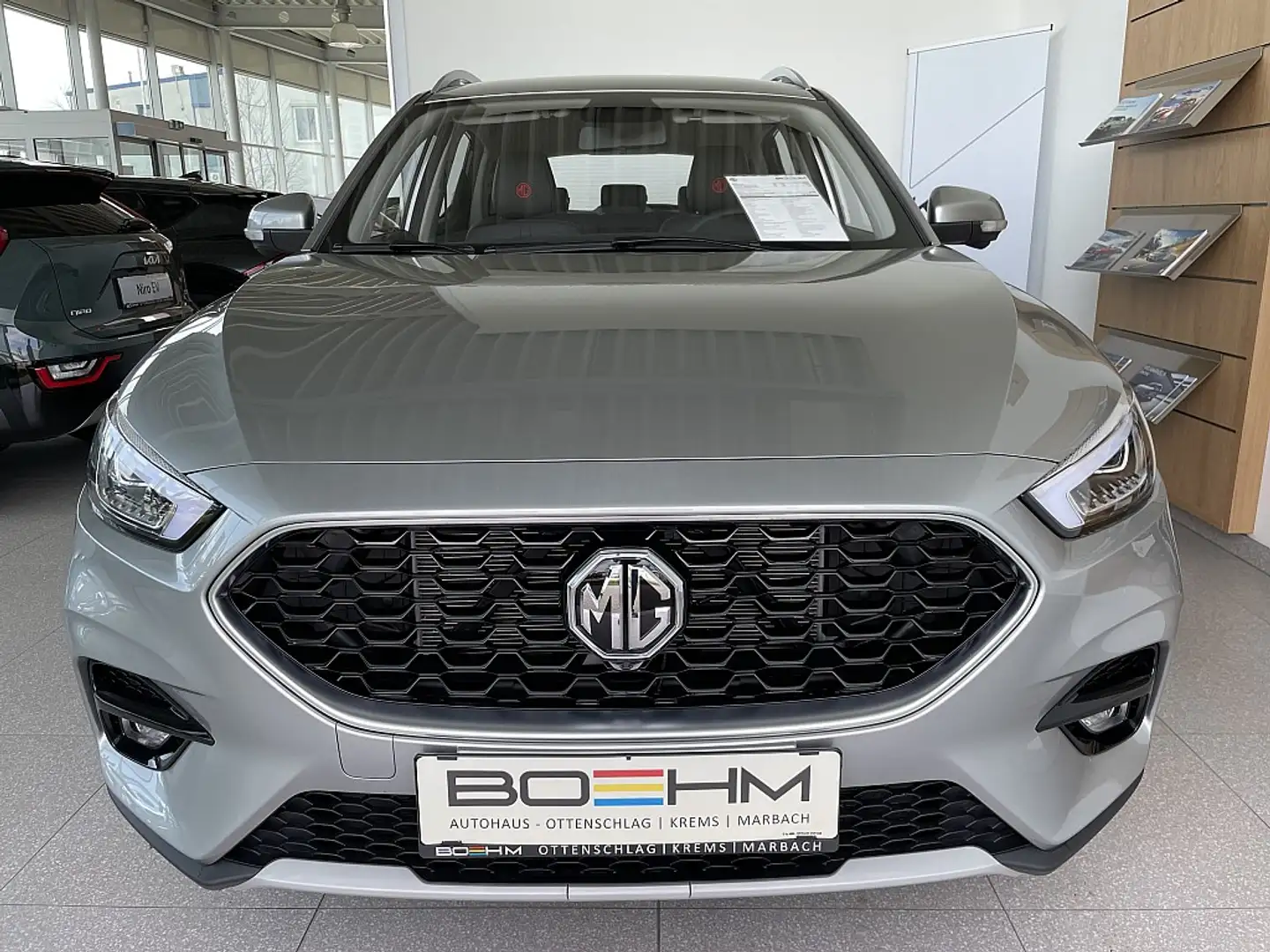 MG ZS 1.5 VTi Luxury Silber - 2