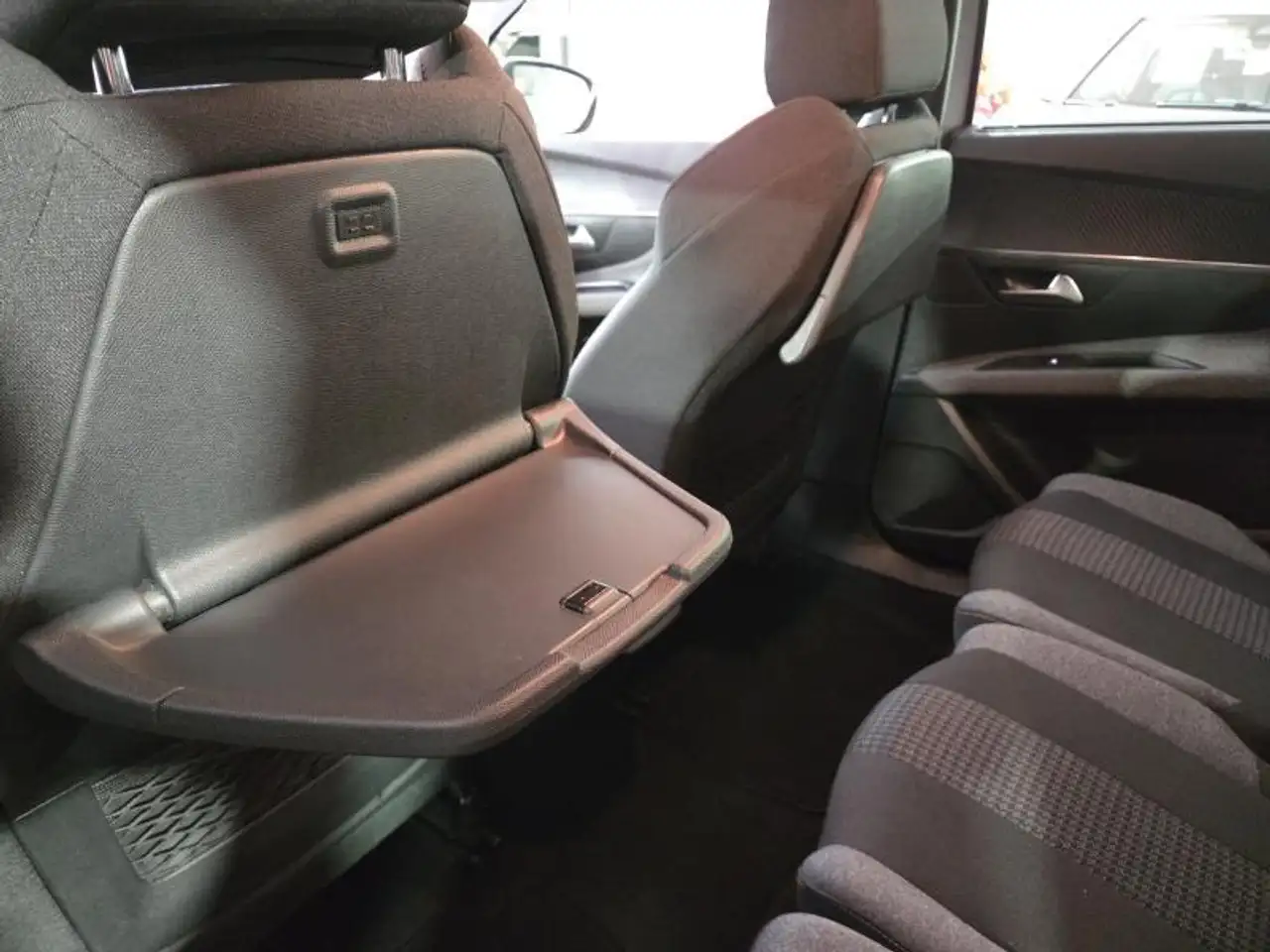 Peugeot 5008 Style 7 Places 1.2i 130cv Carplay*Camera*Cruise, миниатюра 19