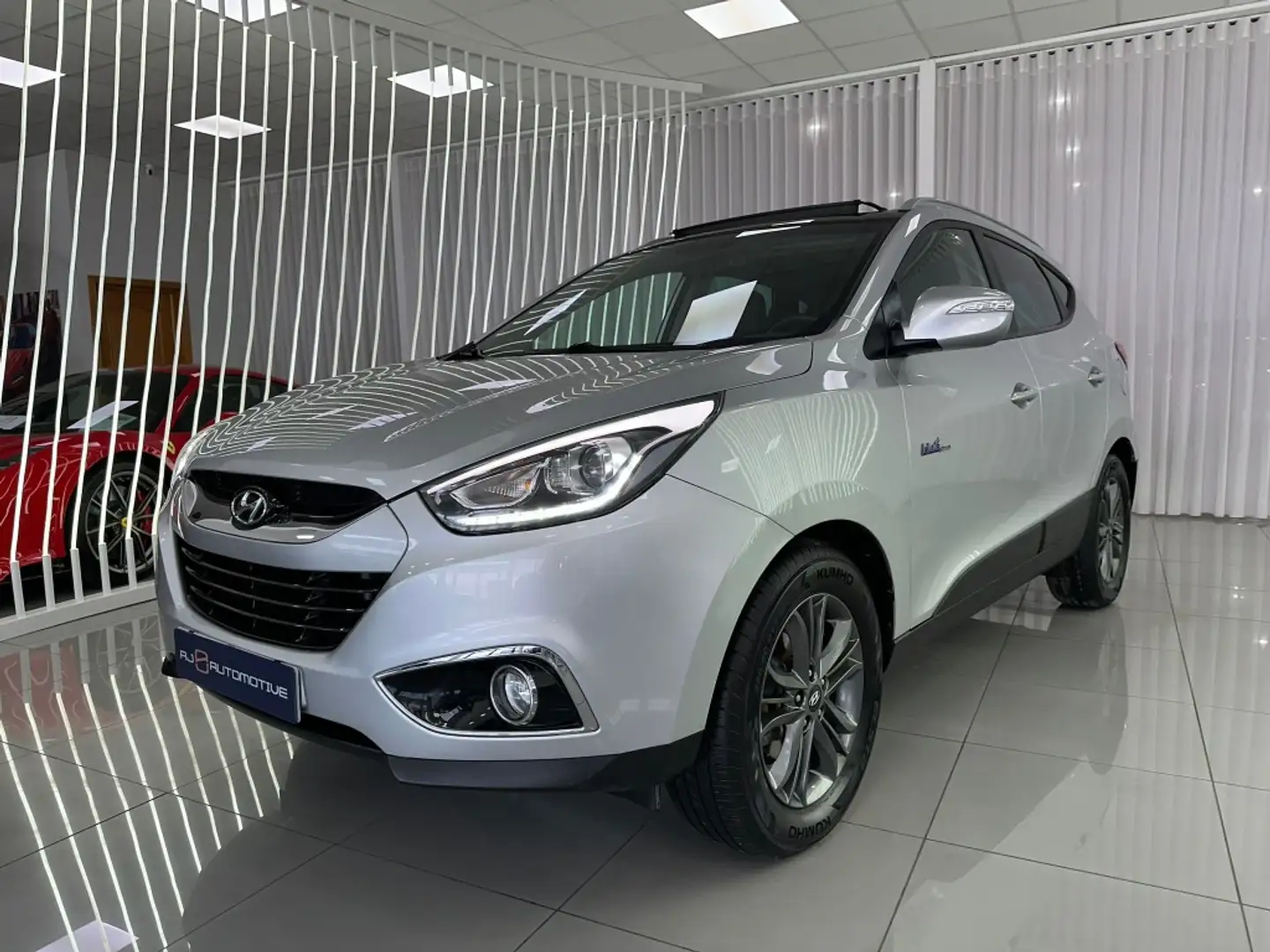 Hyundai iX35 1.7CRDI Tecno Sky 4x2 Grijs - 1