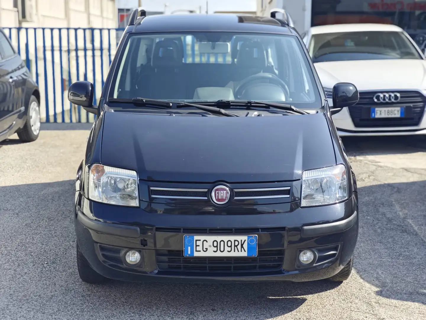 Fiat Panda Panda 1.2 Dynamic 69cv E5 Zwart - 1