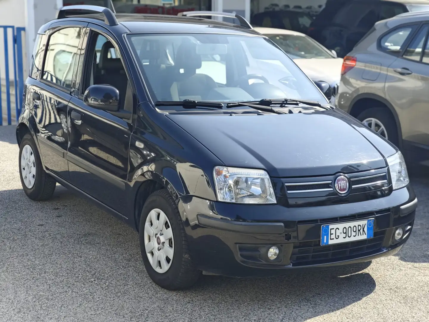 Fiat Panda Panda 1.2 Dynamic 69cv E5 Zwart - 2