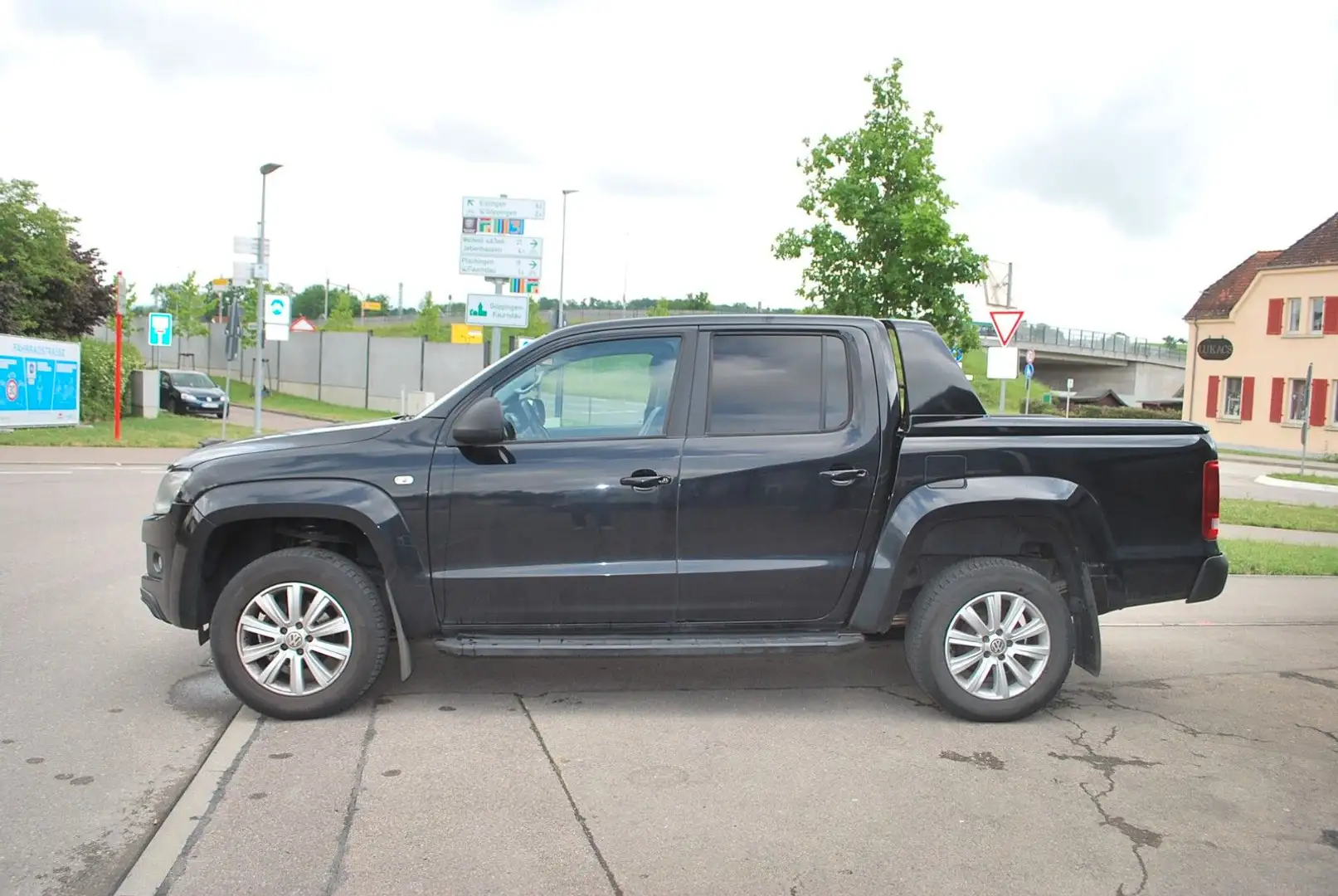 Volkswagen Amarok Highline DoubleCab 4M*Leder*Navi* Zwart - 2