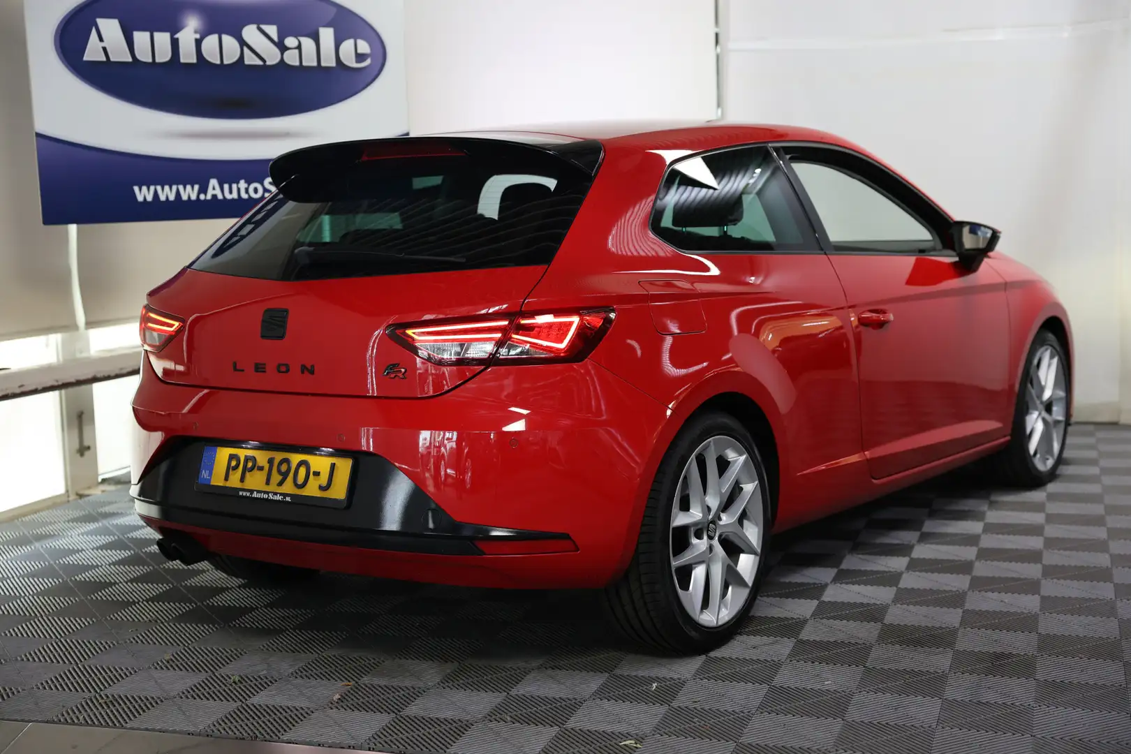 SEAT Leon SC 1.8 TSI FR DSG SEATSOUND CARPLAY LEDER '13 Rouge - 2