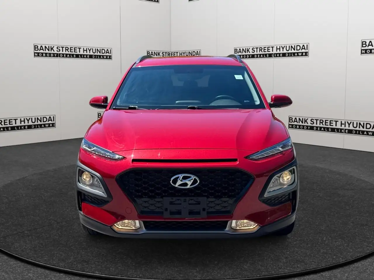 Hyundai KONA снимка Hyundai KONA