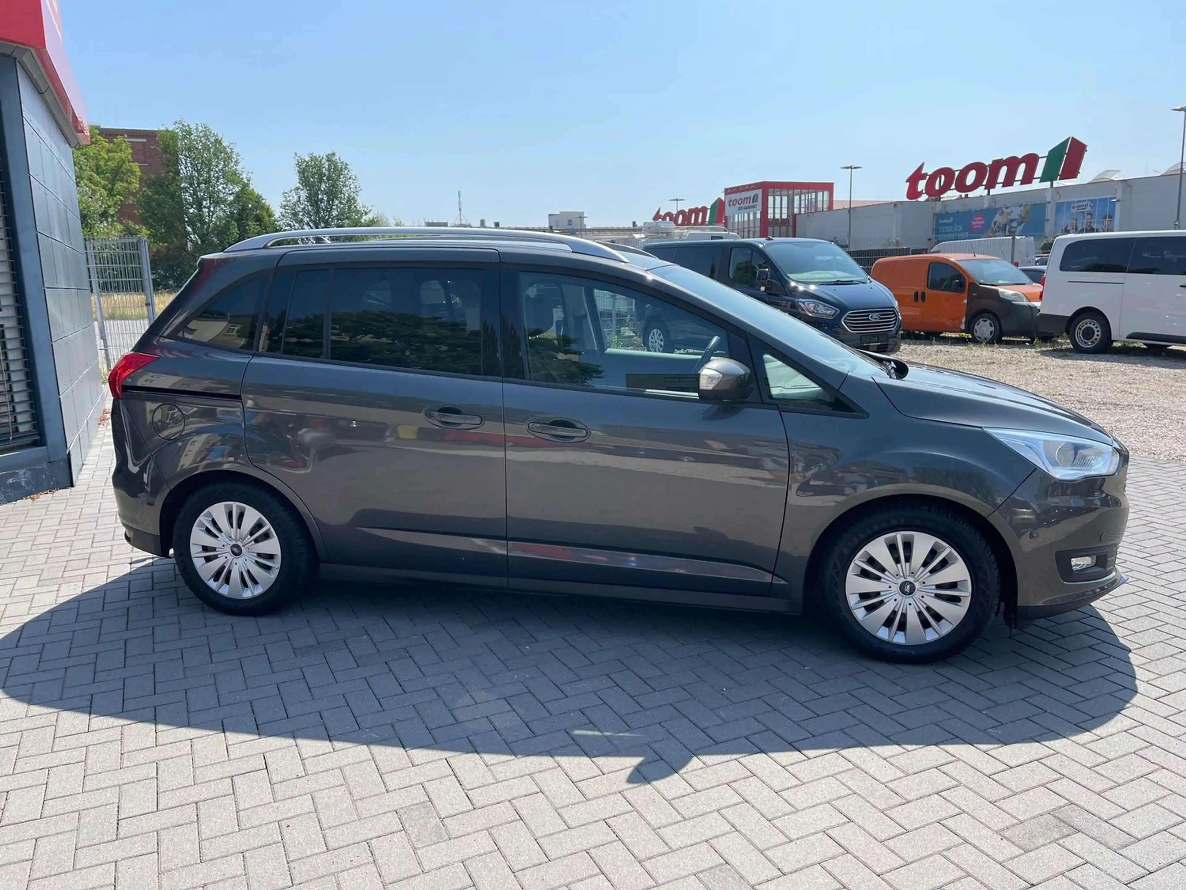 Ford Grand C-Max Cool & ConnectNavi/bluetooth/Tempomat/Kamera/AHK — photo 3