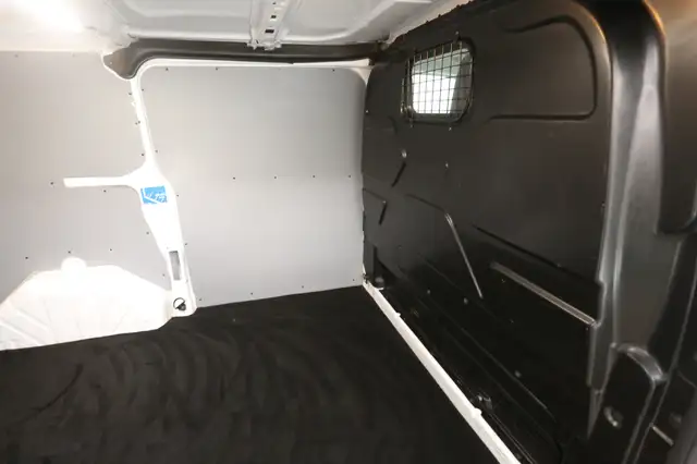 Ford Transit Custom view 24