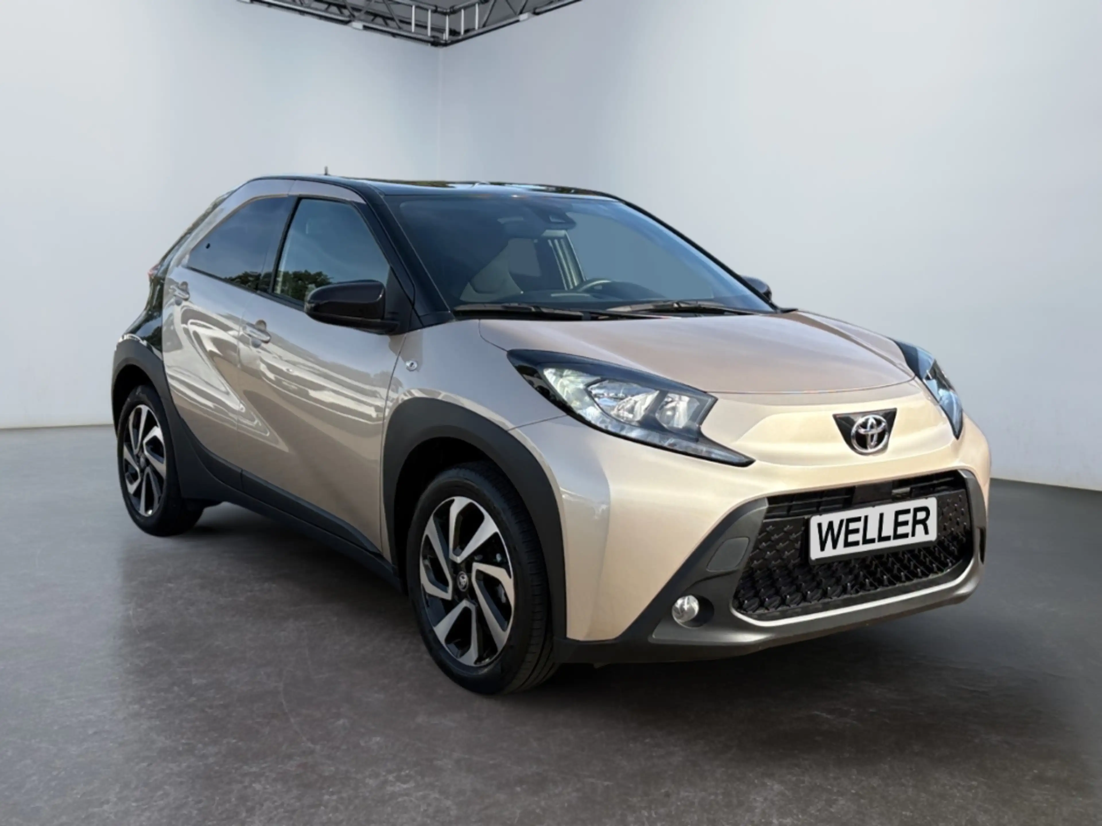 Toyota Aygo X S-CVT Pulse *CarPlay*SHZ*Kamera*ACC*DAB* — photo 3