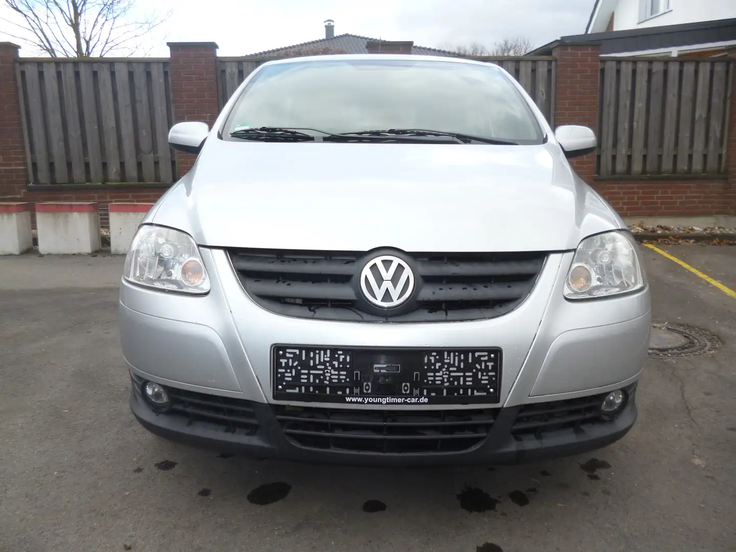 Volkswagen Fox Style, Klima, 2.Hand, TÜV 02/2027 Silber - 1