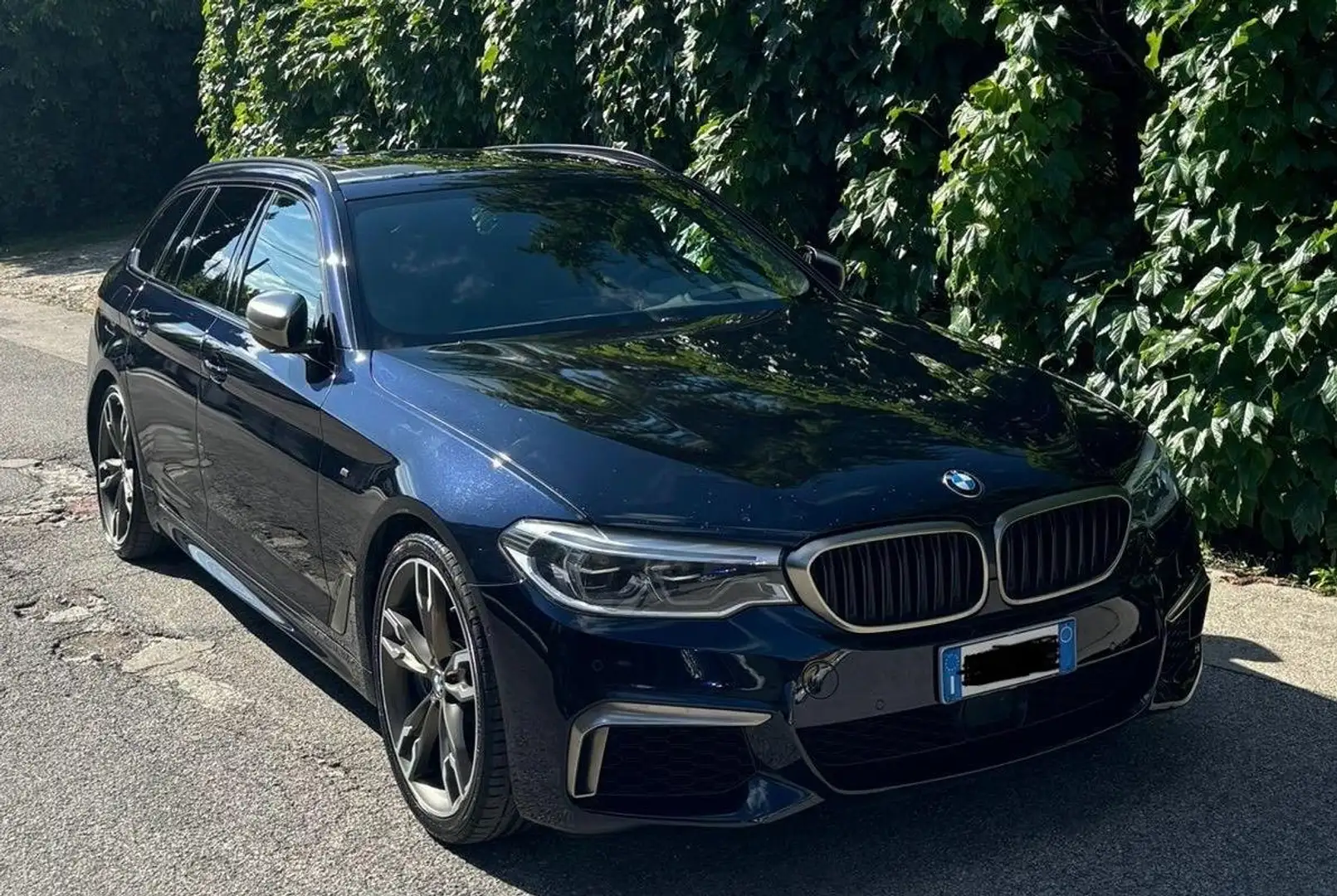 BMW 550 M 550d Touring xdrive auto Blu/Azzurro - 1