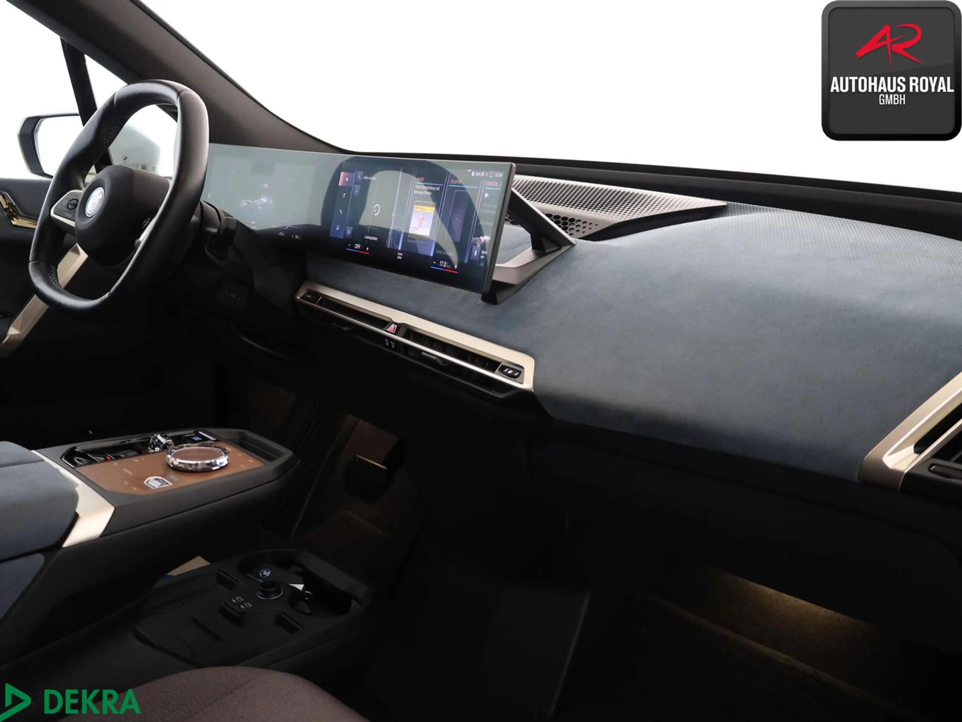BMW iX xDrive40 SPORT HUD,MASSAGE,360GRAD,HARMAN/K — photo 10