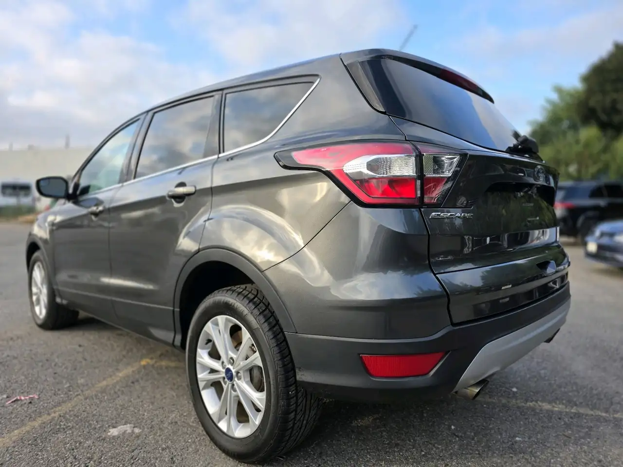 Ford Escape photo Ford Escape