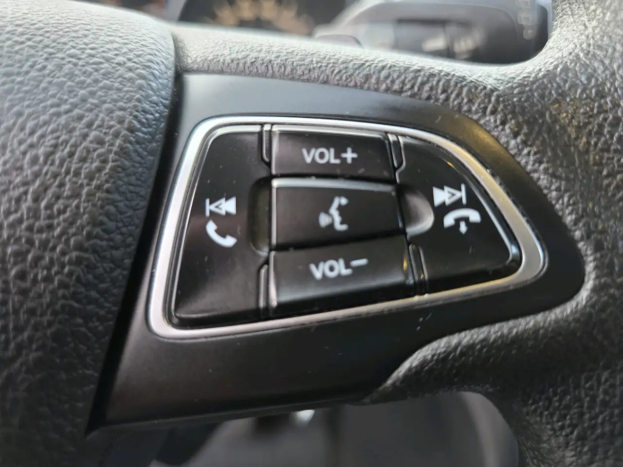 Ford Escape photo Ford Escape