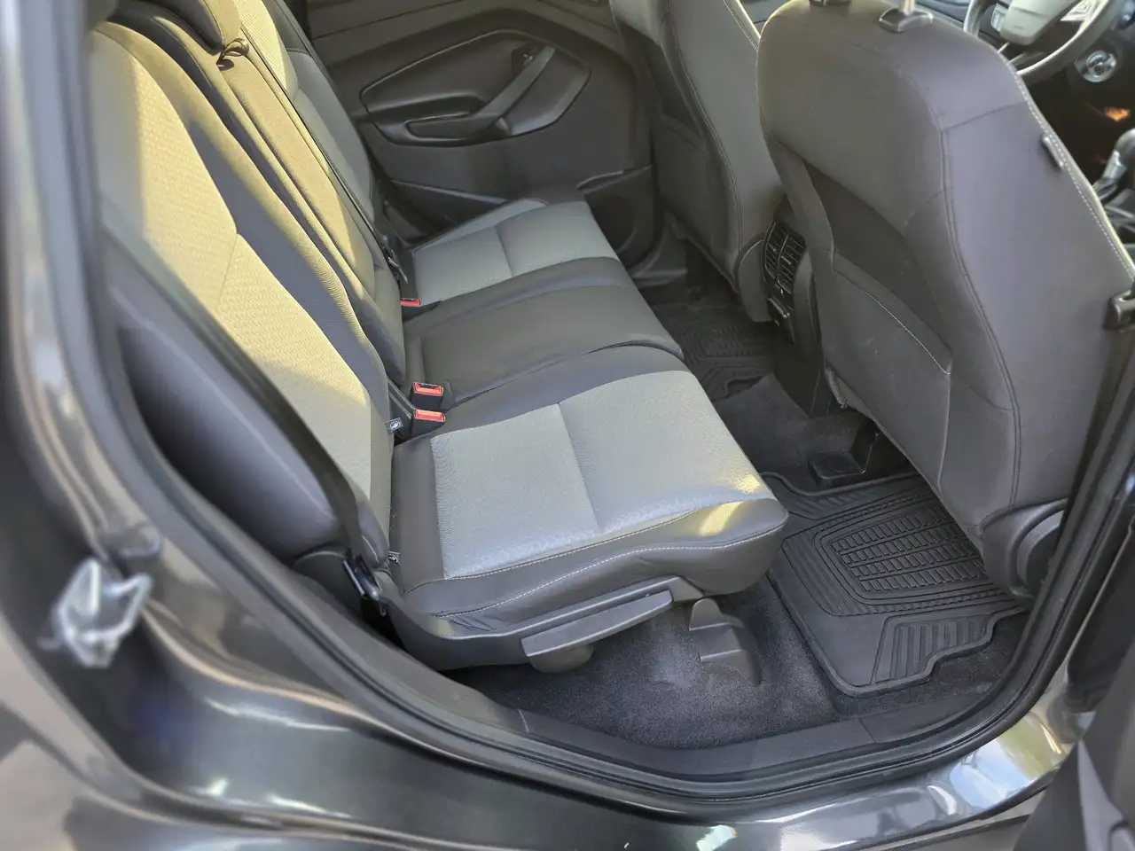 Ford Escape photo Ford Escape