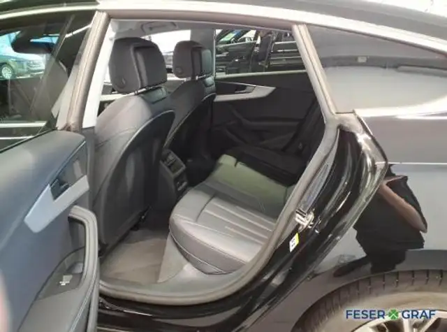 Audi A5 view 6