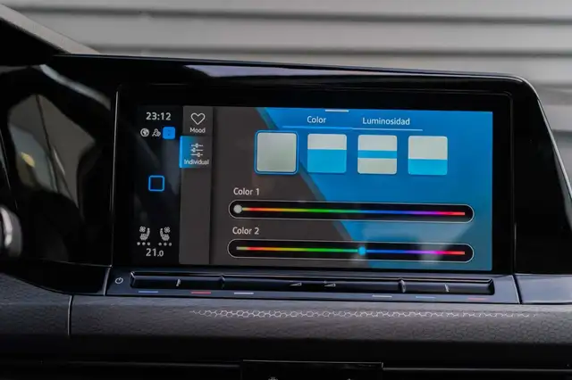 Volkswagen Golf view 11
