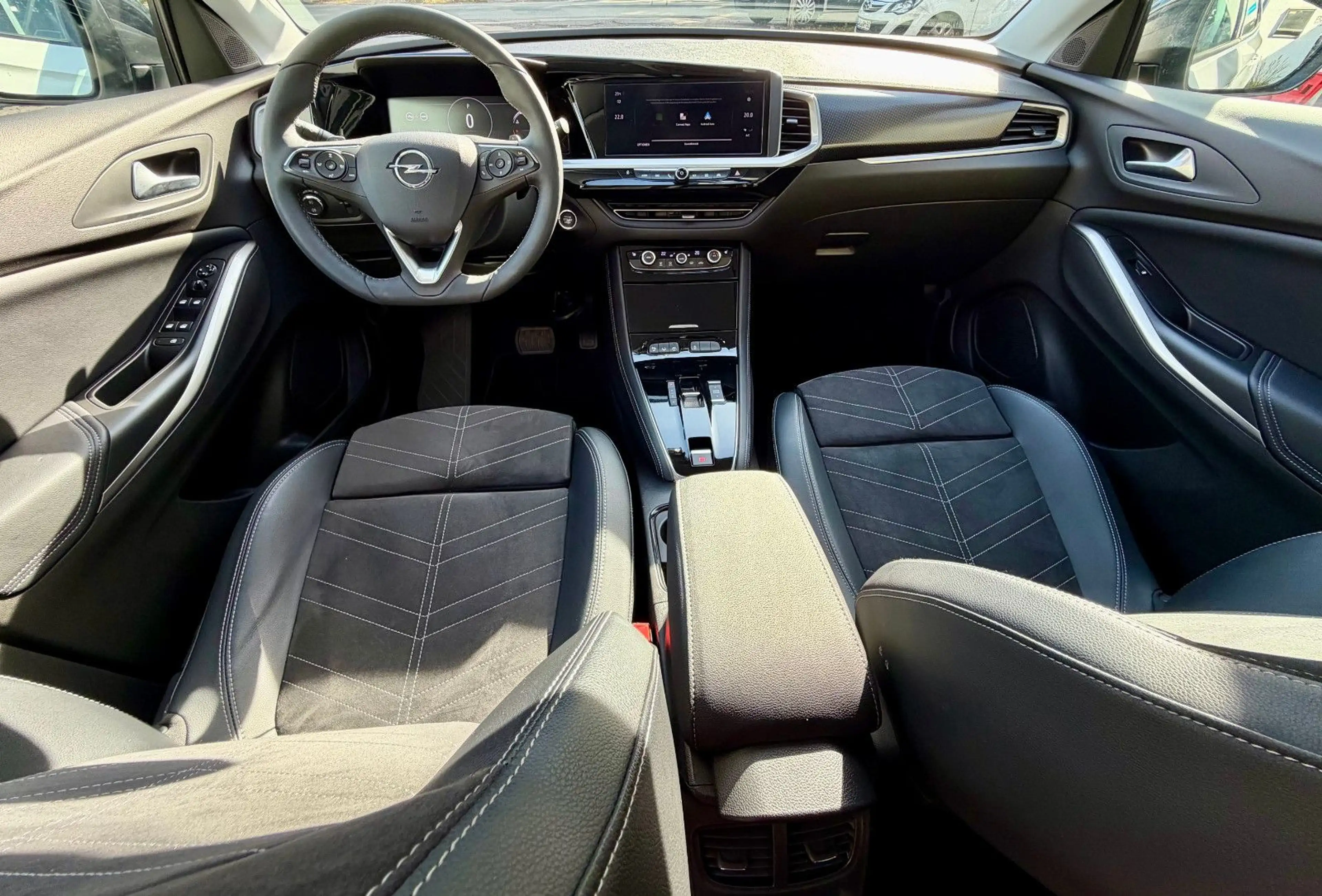 Opel Grandland X Grandland GS Line AHK Allwetter Kurvenlicht — photo 12