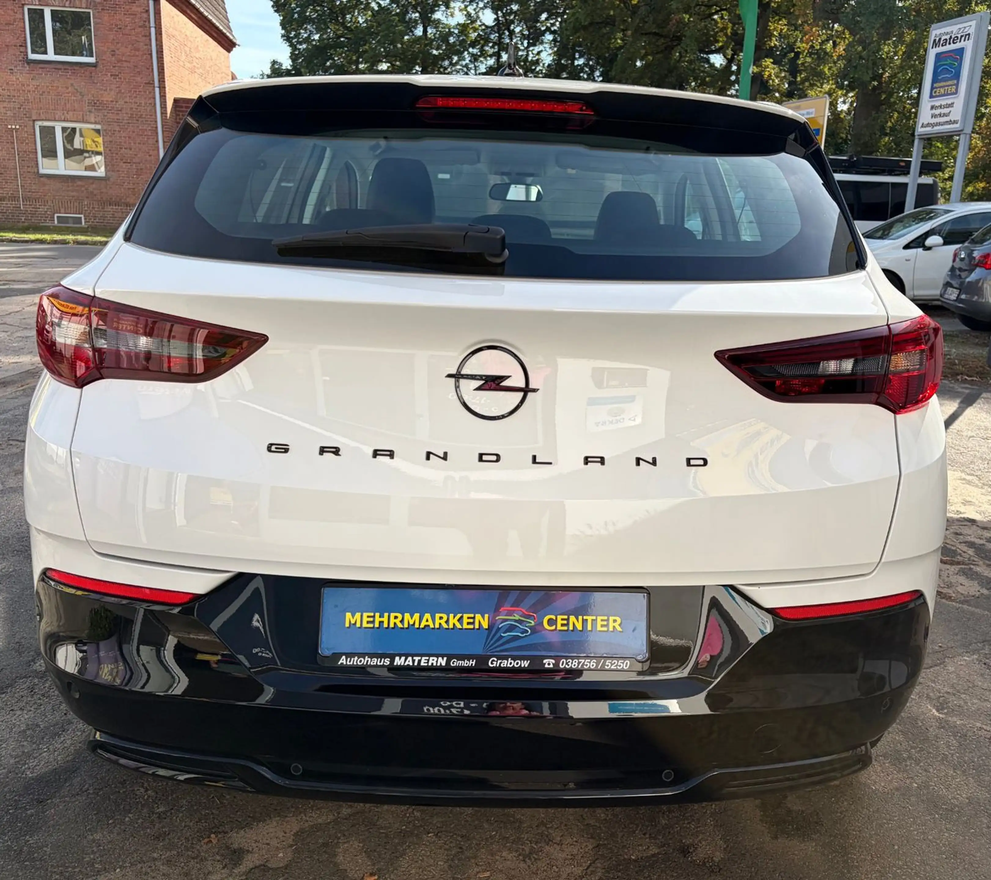 Opel Grandland X Grandland GS Line AHK Allwetter Kurvenlicht — photo 5