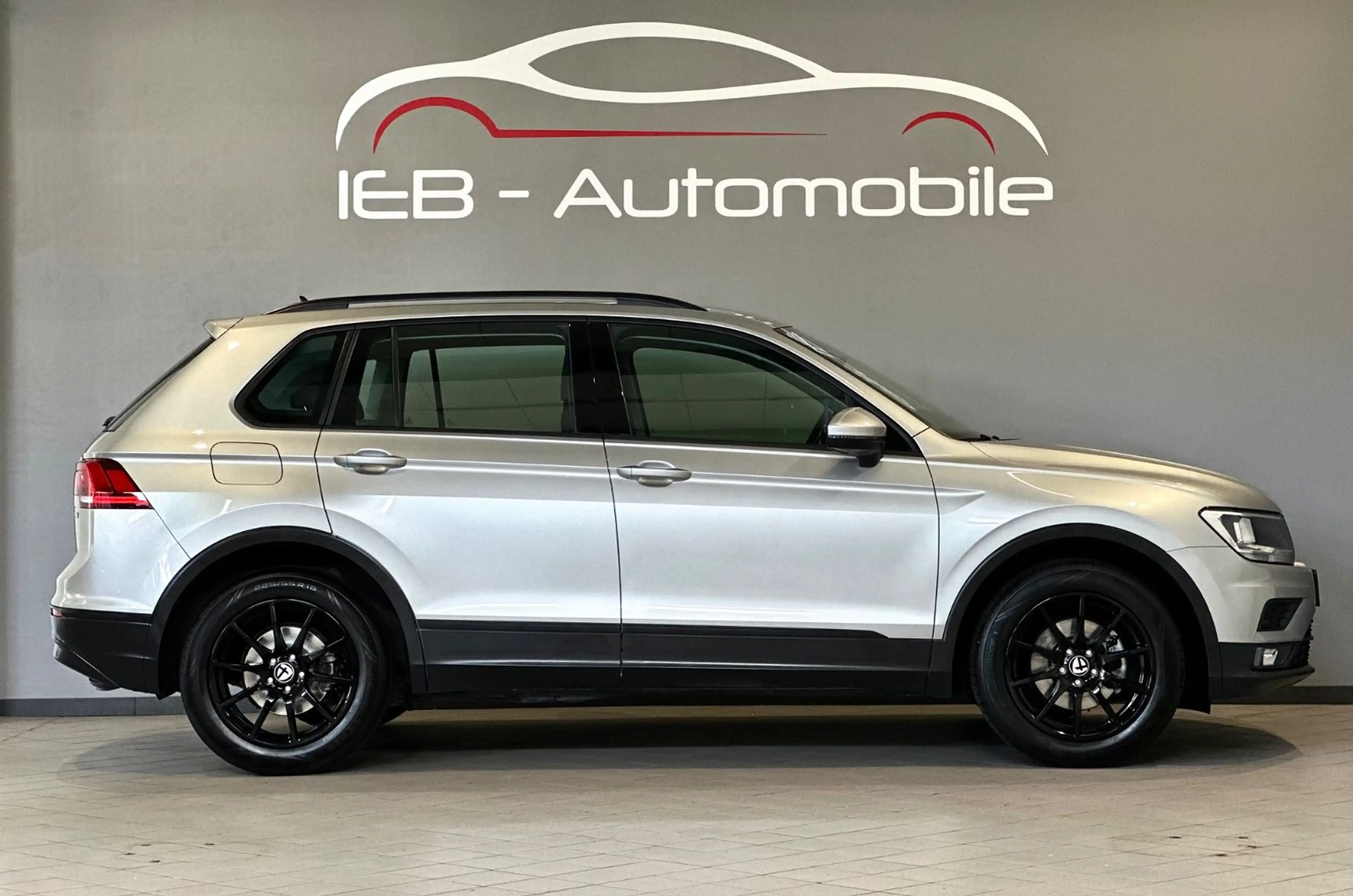 Volkswagen Tiguan Trendline BMT/App-Connect/PDC/Temp./18" — photo 10