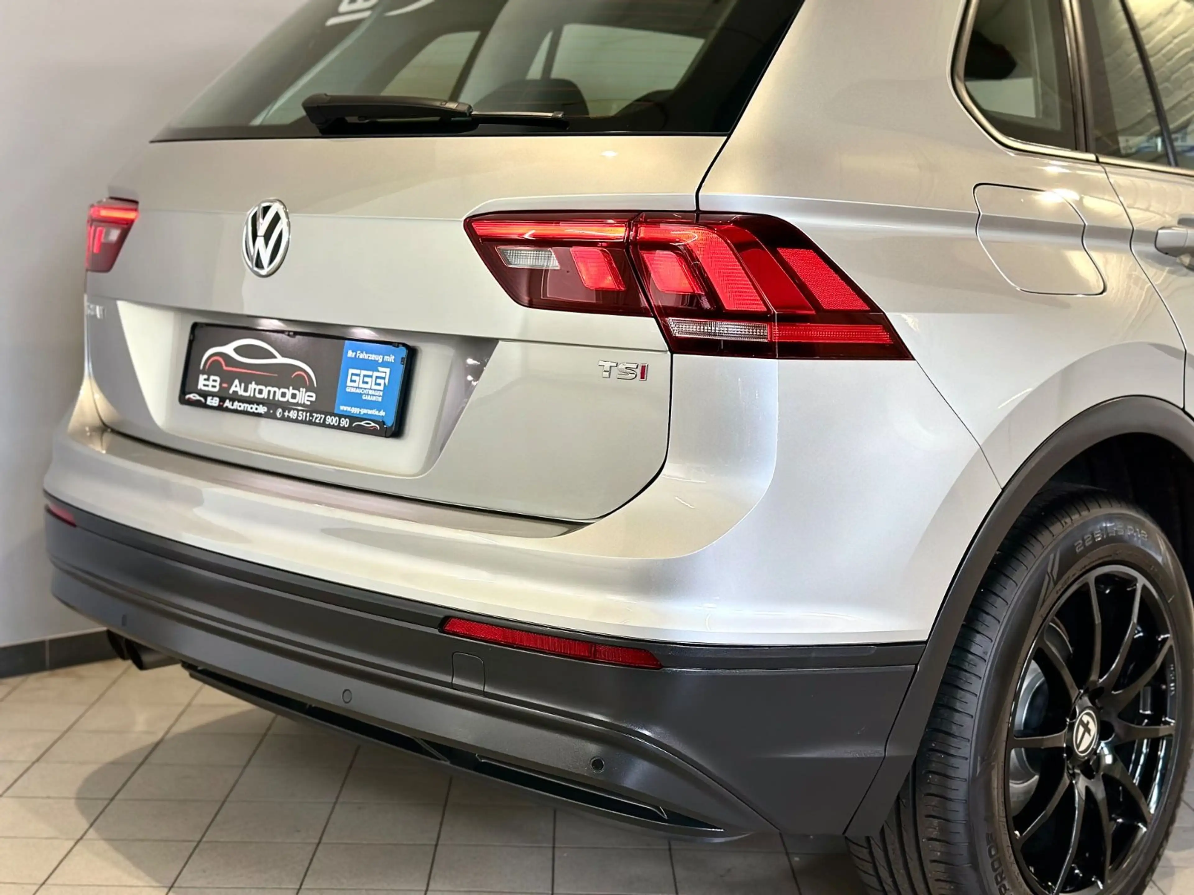 Volkswagen Tiguan Trendline BMT/App-Connect/PDC/Temp./18" — photo 30