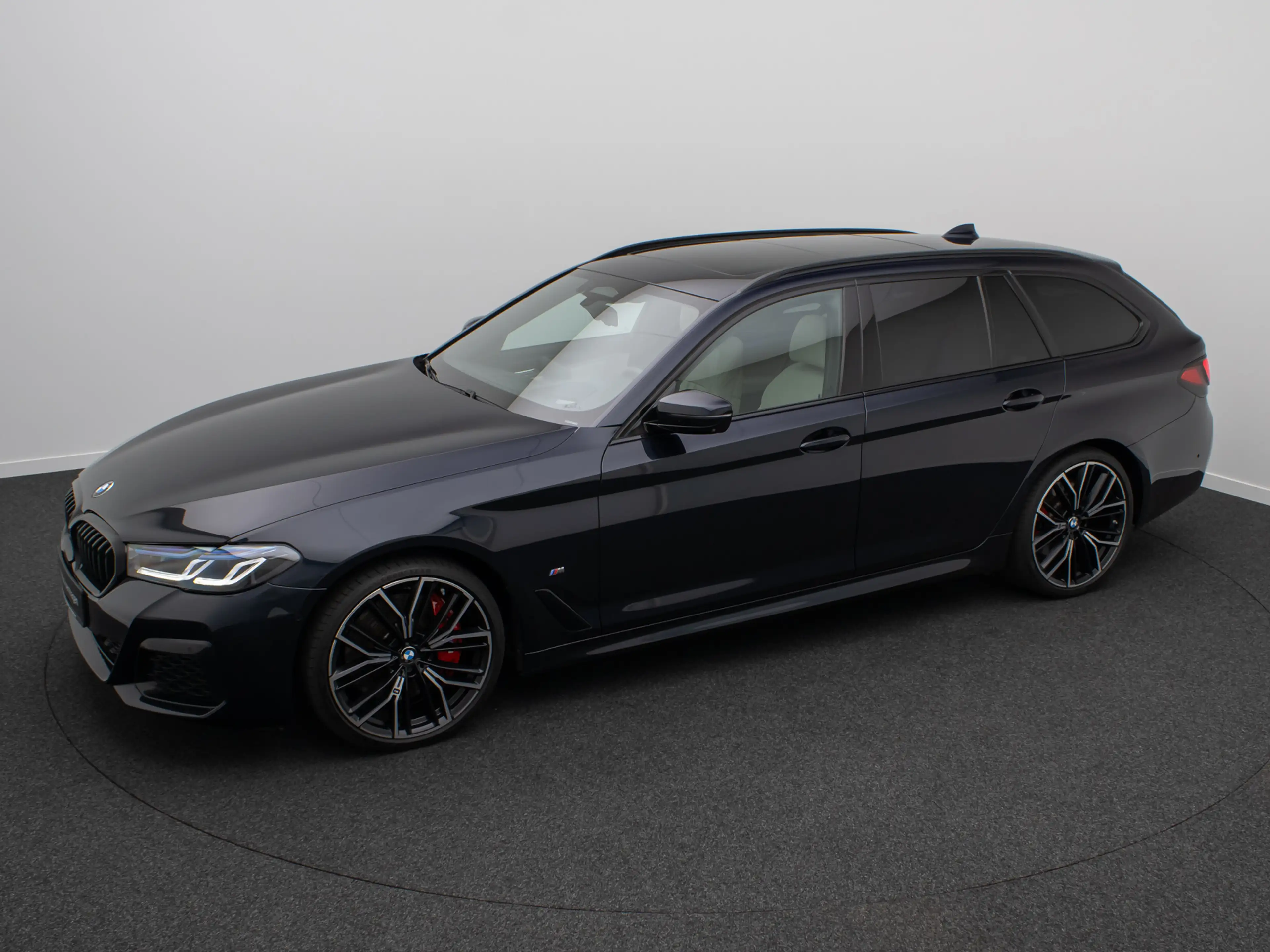 BMW 540 M Sport 360° HUD DAB H K Panorama 20Zoll — photo 12