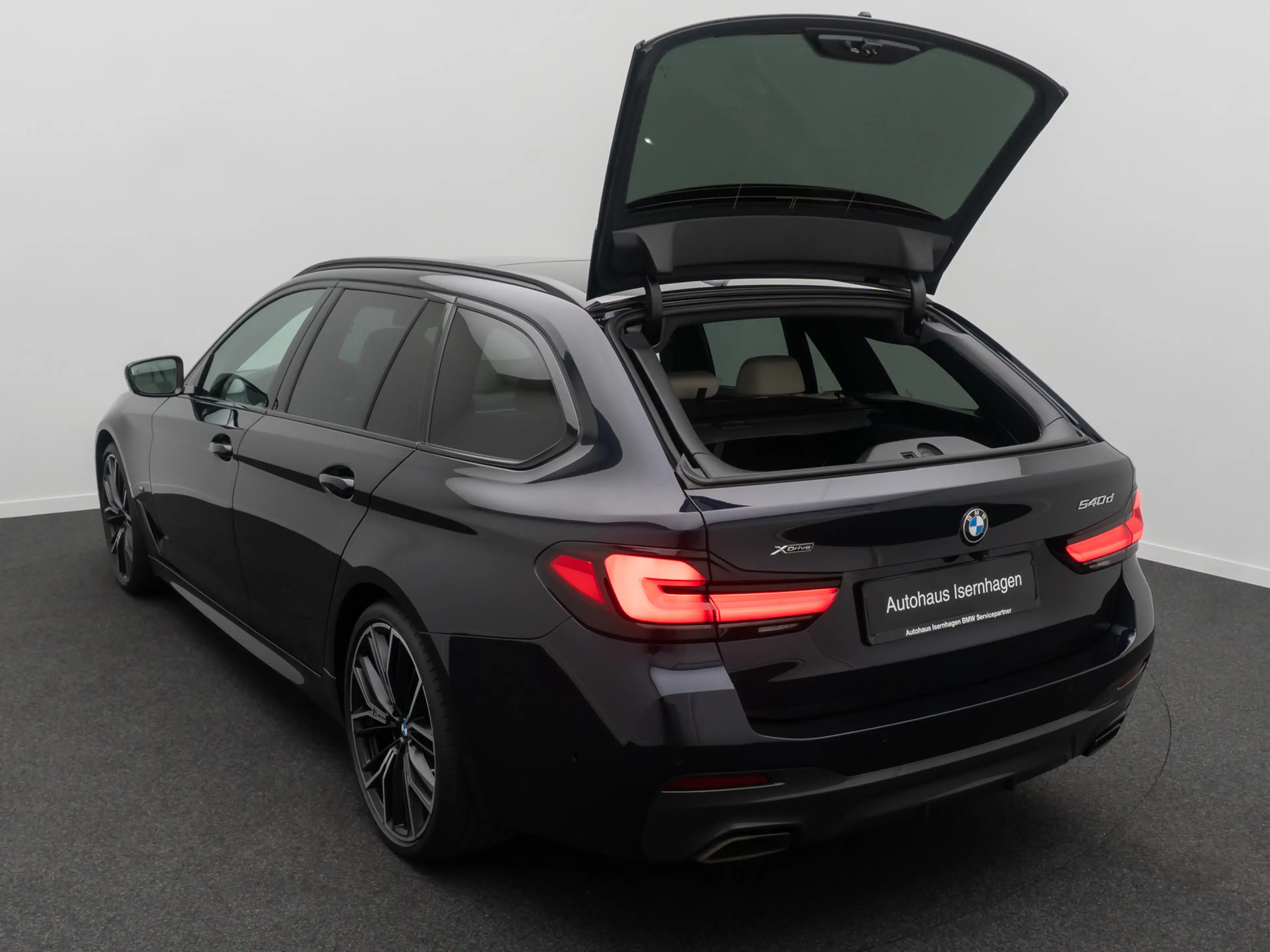 BMW 540 M Sport 360° HUD DAB H K Panorama 20Zoll — photo 13