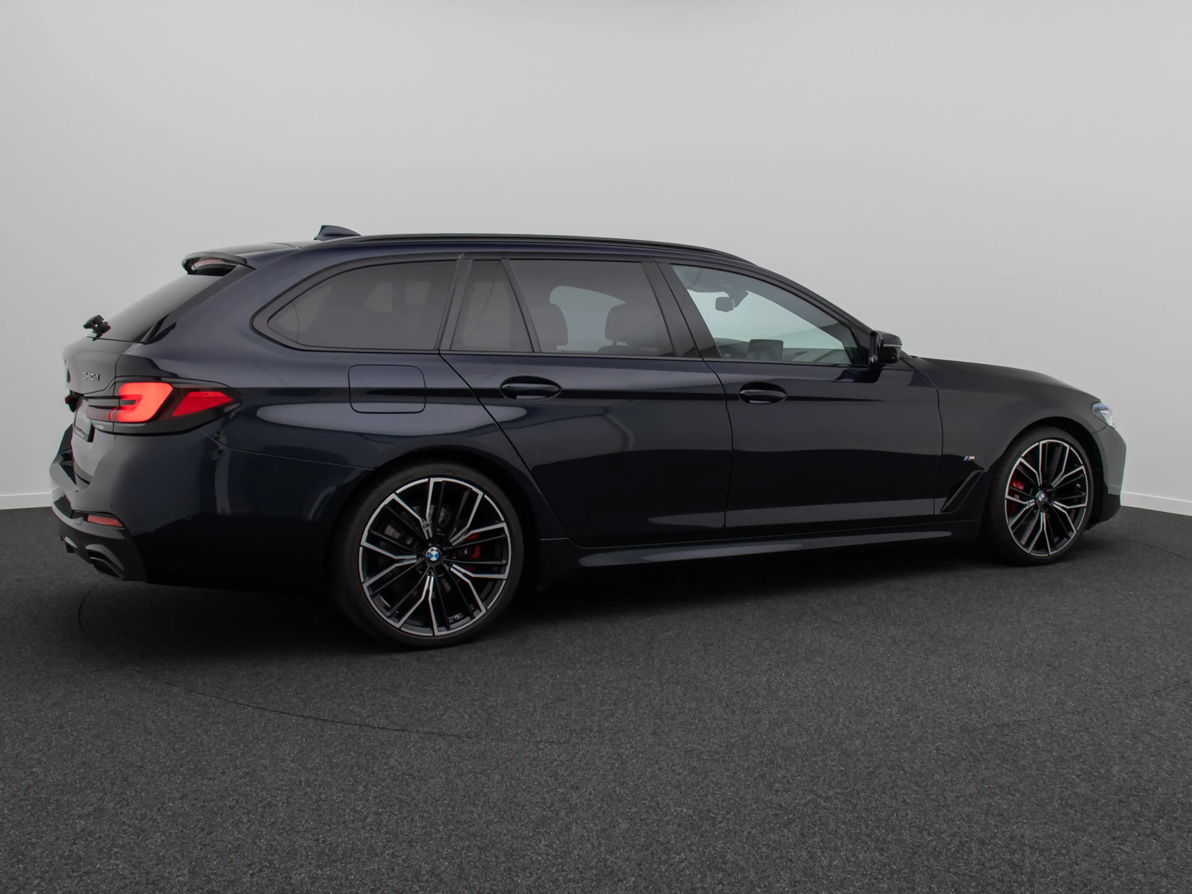 BMW 540 M Sport 360° HUD DAB H K Panorama 20Zoll — photo 6