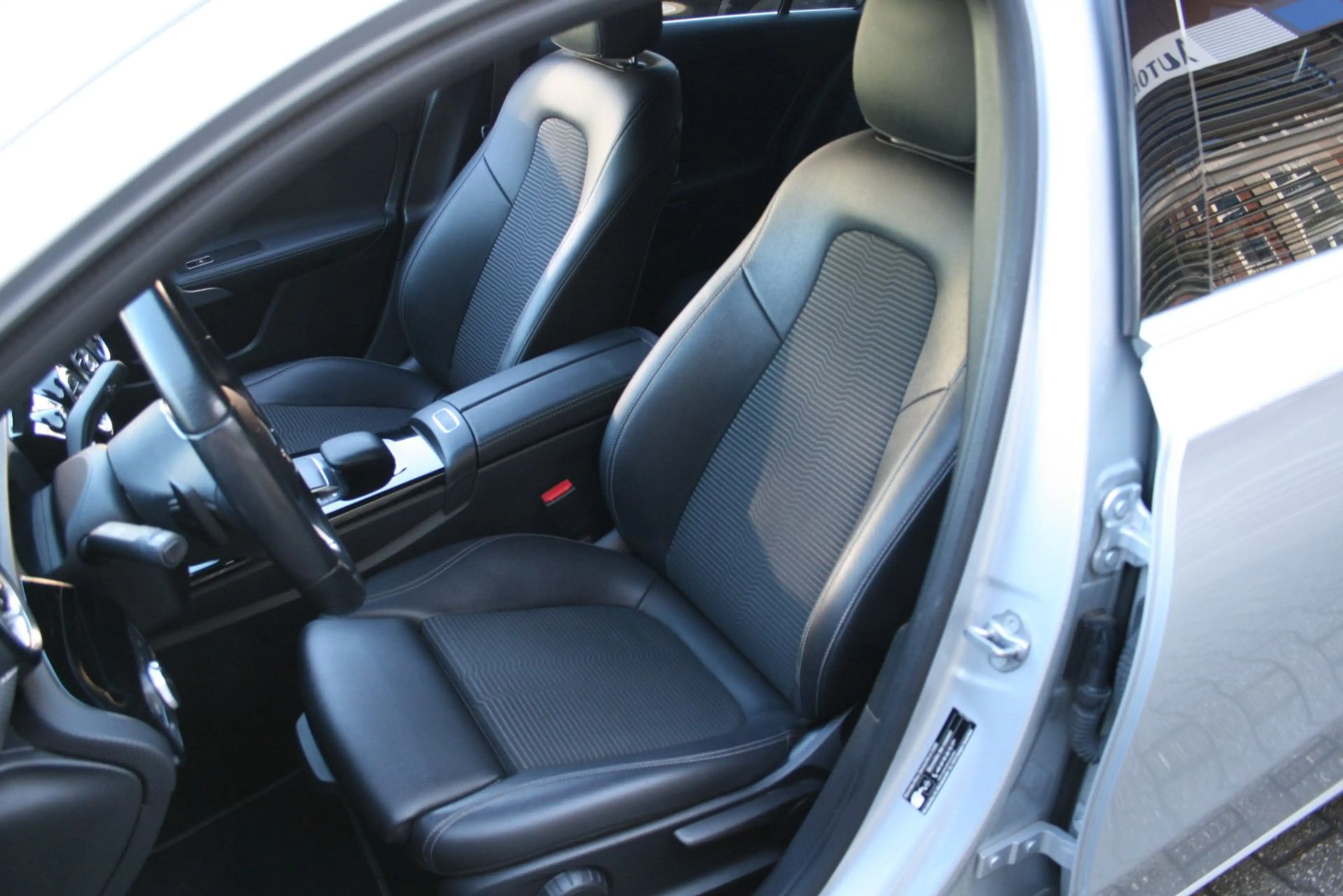 Mercedes-Benz A 250 Autom|A T M vom DB Original 29 TKm|Allwett — photo 6
