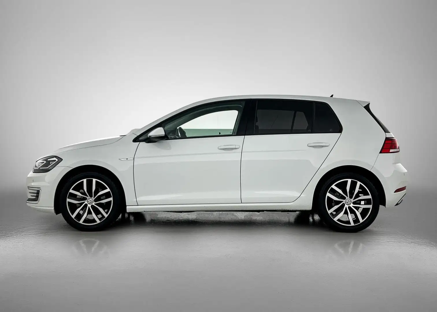 Volkswagen e-Golf E-DITION Wit - 2
