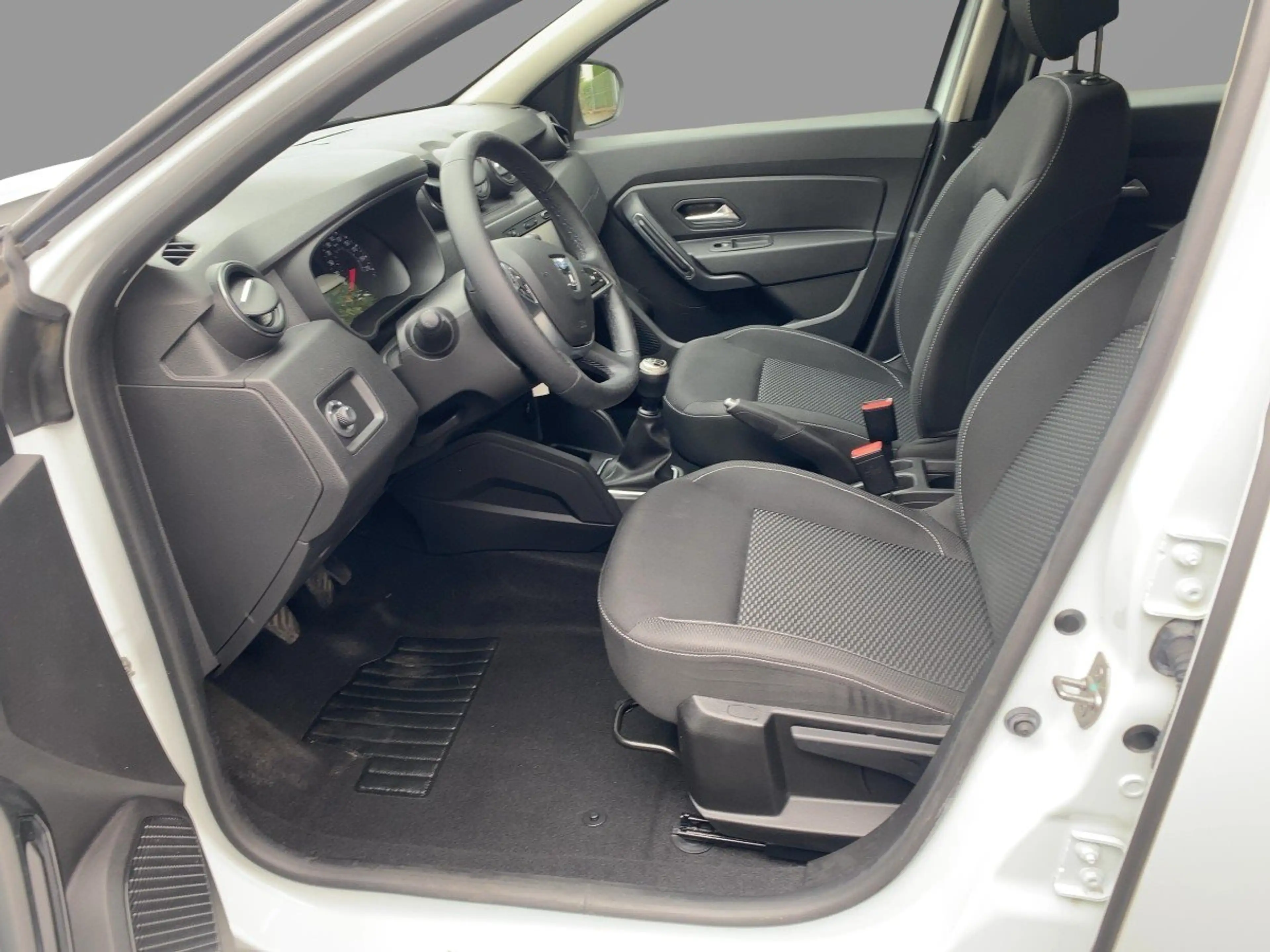 Dacia Duster II 1.6 SCe 115 Comfort LED*PDC*PDC — photo 10