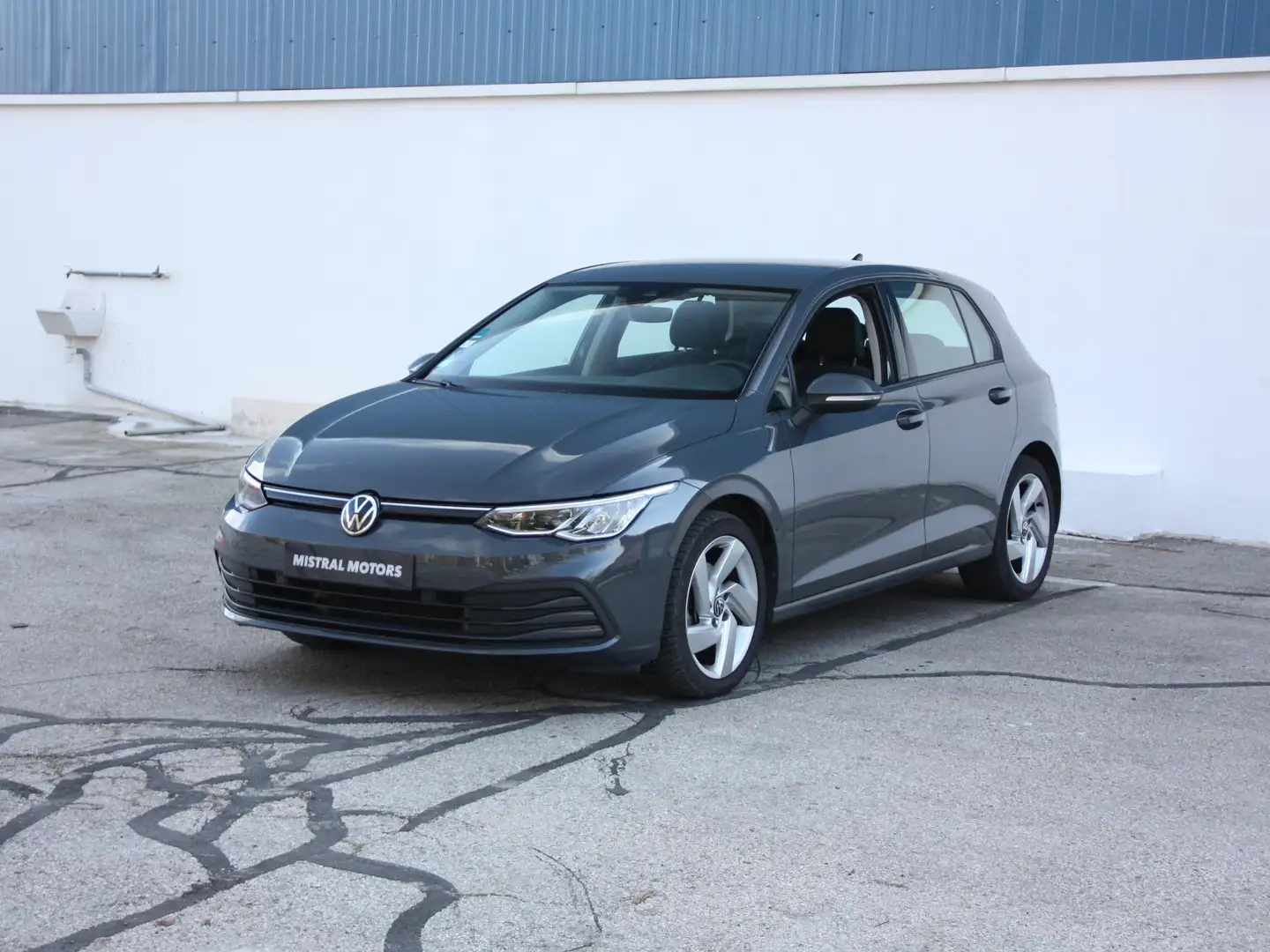 Volkswagen Golf eTSI Grau - 2