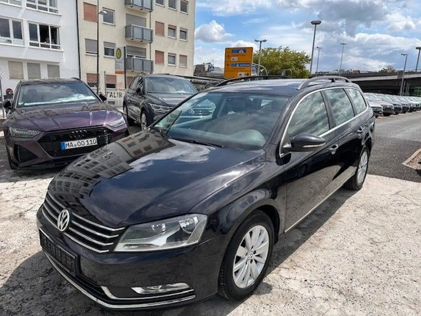 Volkswagen Passat Variant Comfortline BlueMotion 1,4 TSI Schwarz - 1