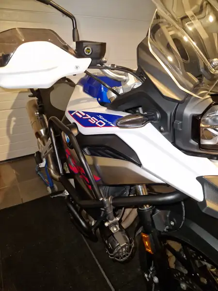 BMW F 750 GS - foto 8