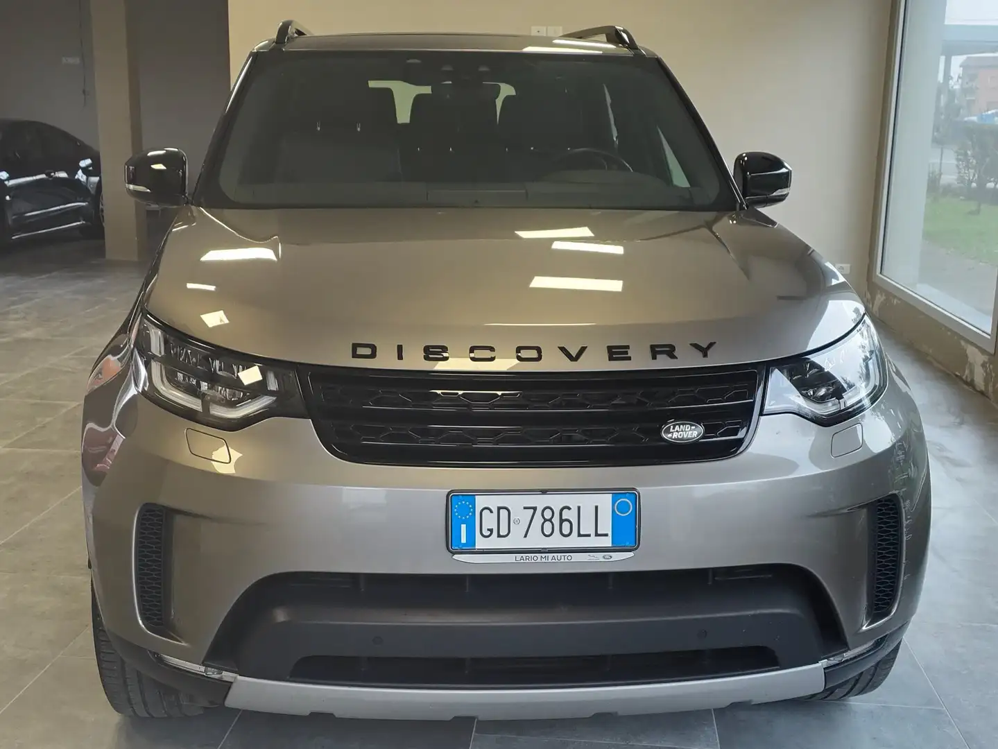 Land Rover Discovery Discovery 2.0 HSE Luxury 300cv 7 posti Grigio - 1