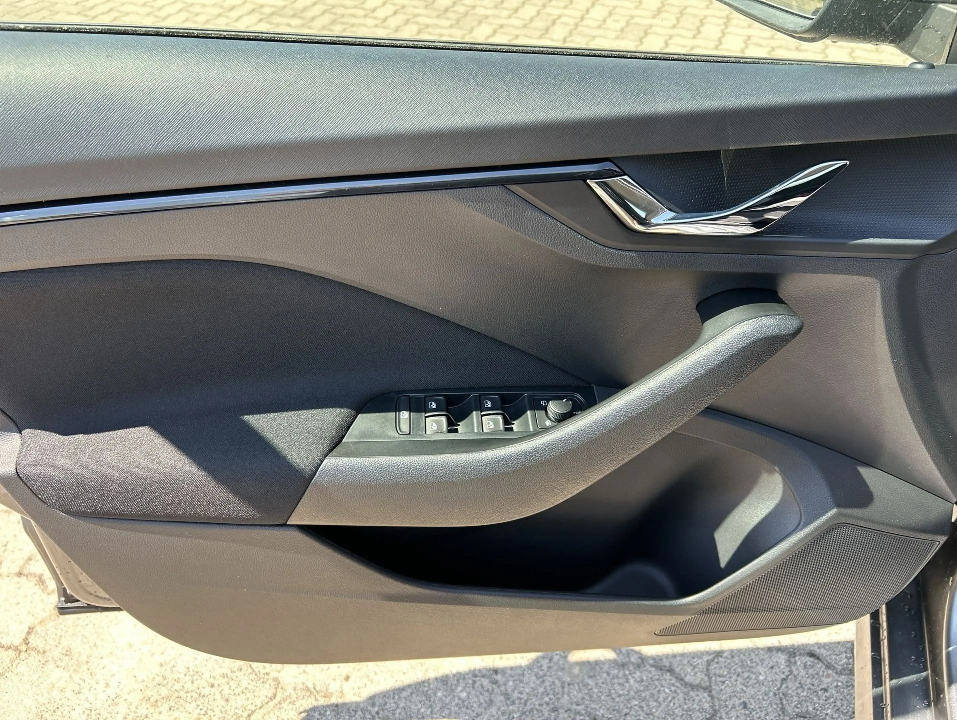 Skoda Kamiq 1.0 TSI Selection ACC AHK LED Navi RFK PDC — photo 14