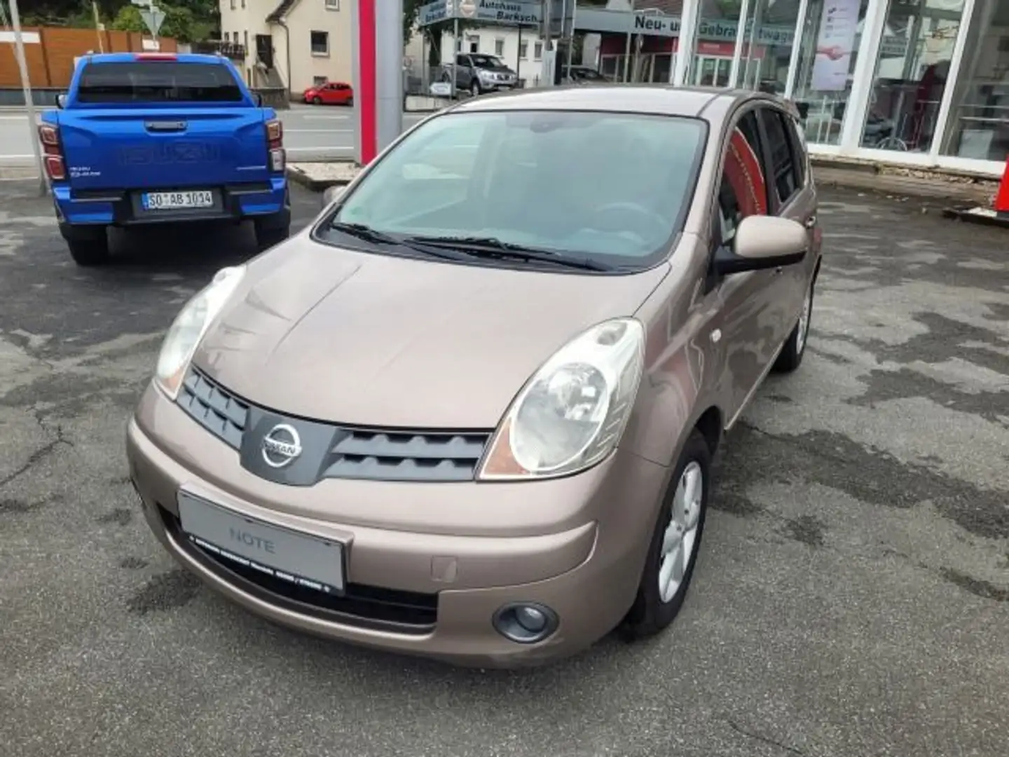 Nissan Note Nissan Note 1,4l Коричневий - 2