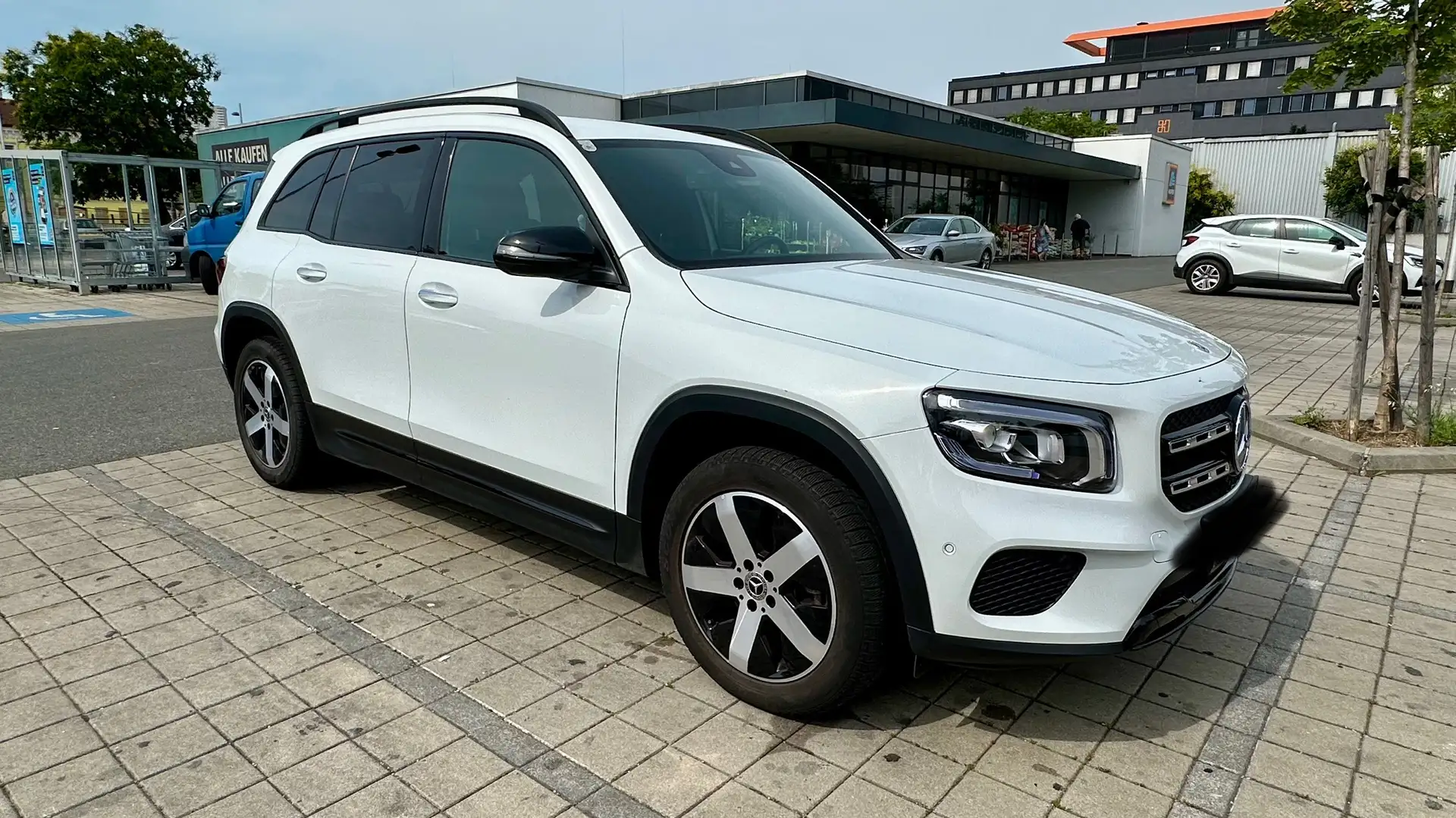 Mercedes-Benz GLB 200 4Matic 8G-DCT Progressive Weiß - 2