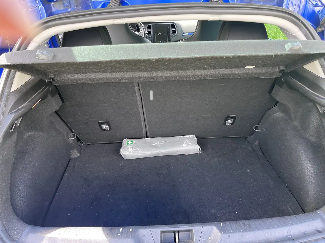 Renault Megane Berline — photo 7