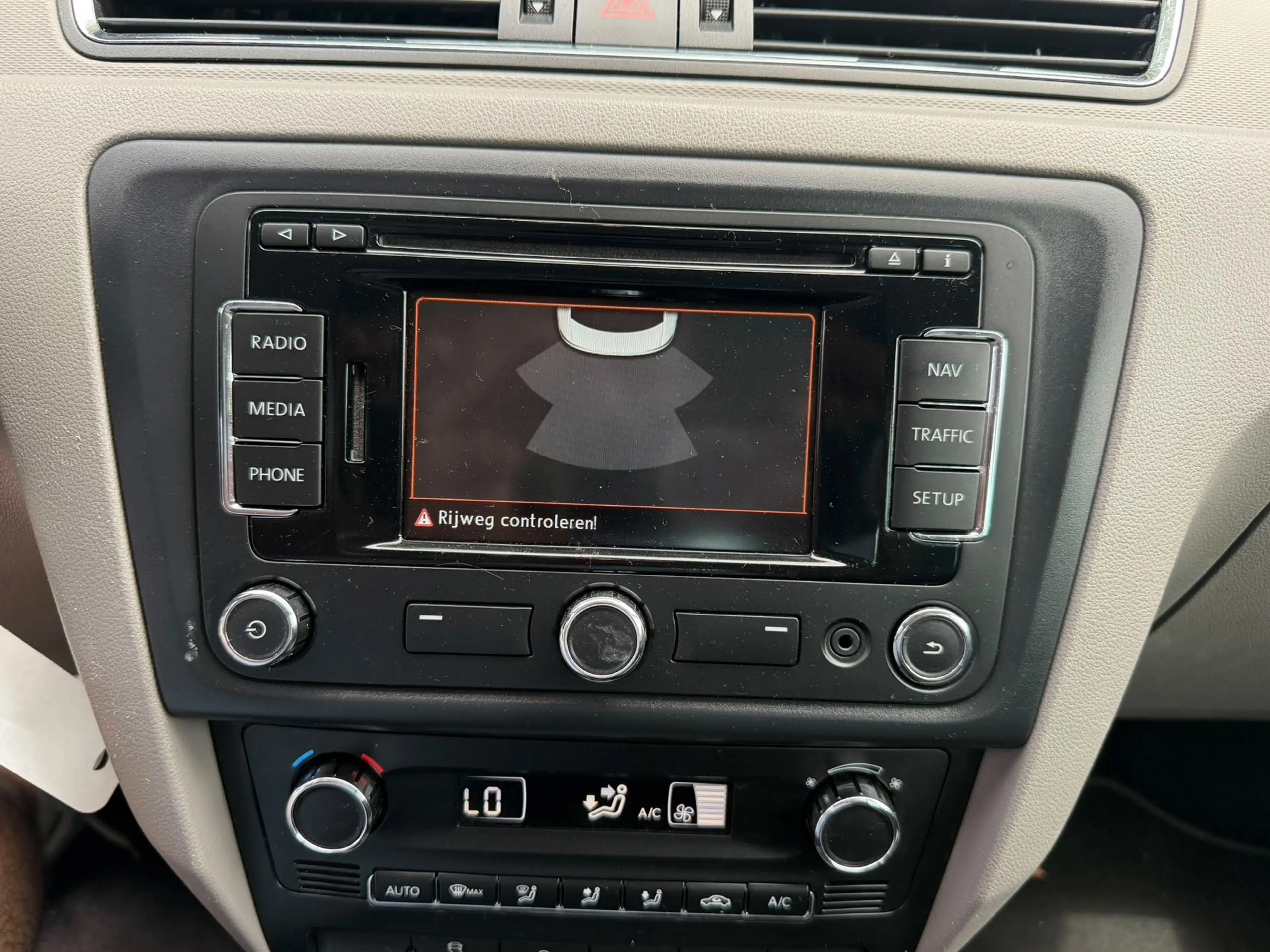 SEAT Toledo 1.2 TSI Businessline High Zeer netjes airco naviga — photo 9
