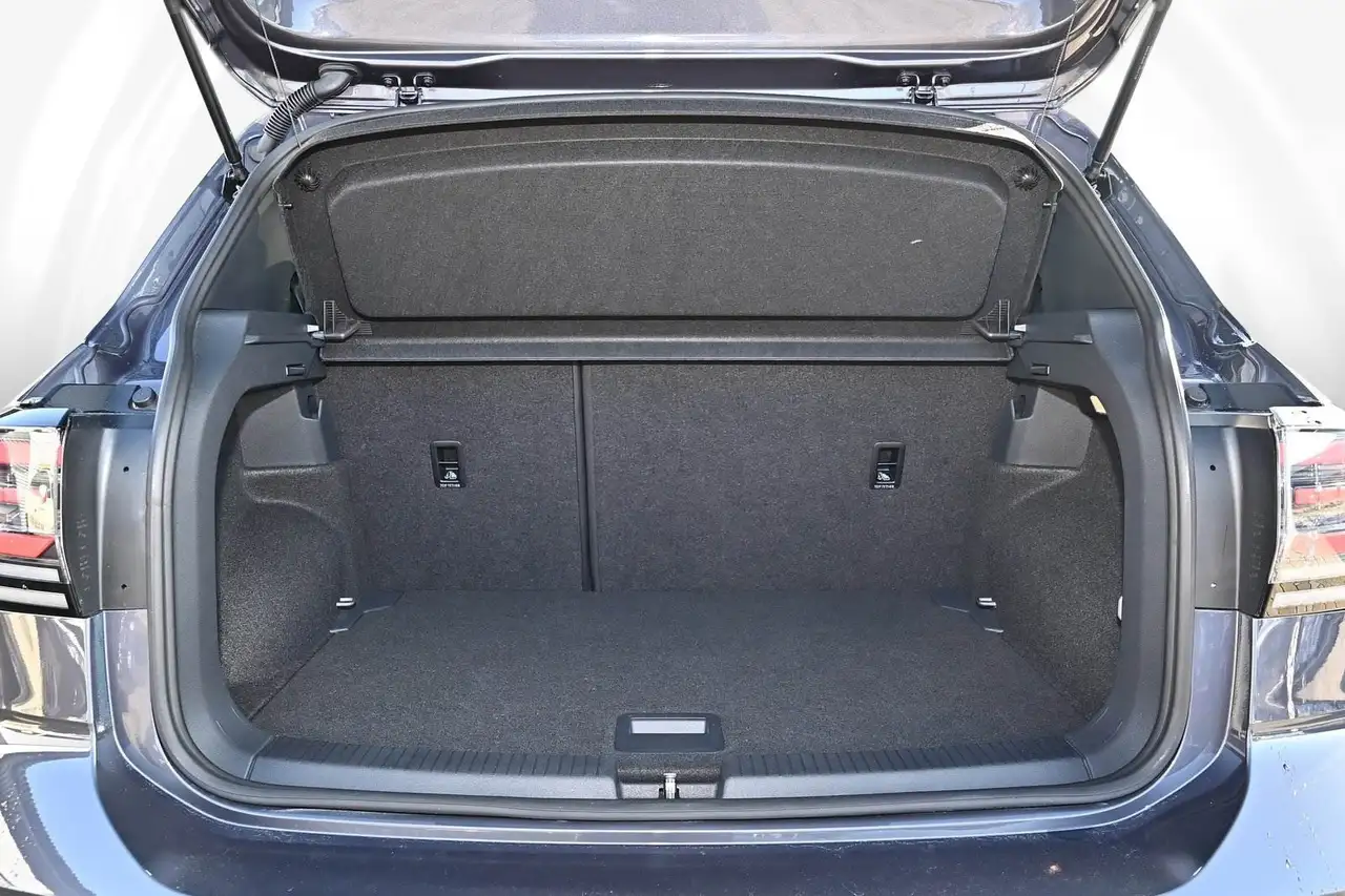 Volkswagen T-Cross Life 1.0 TSI DSG Goal 9