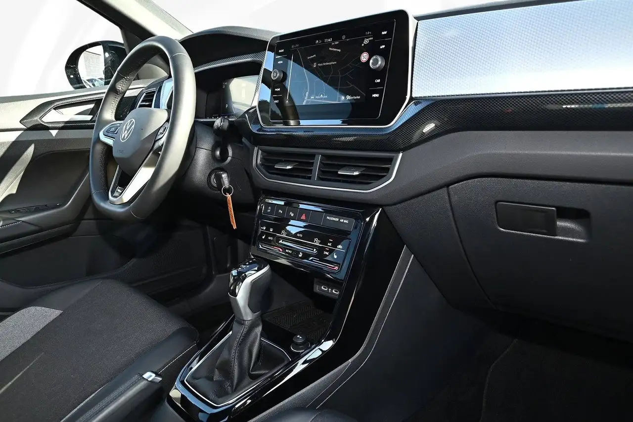 Volkswagen T-Cross Life 1.0 TSI DSG Goal 11