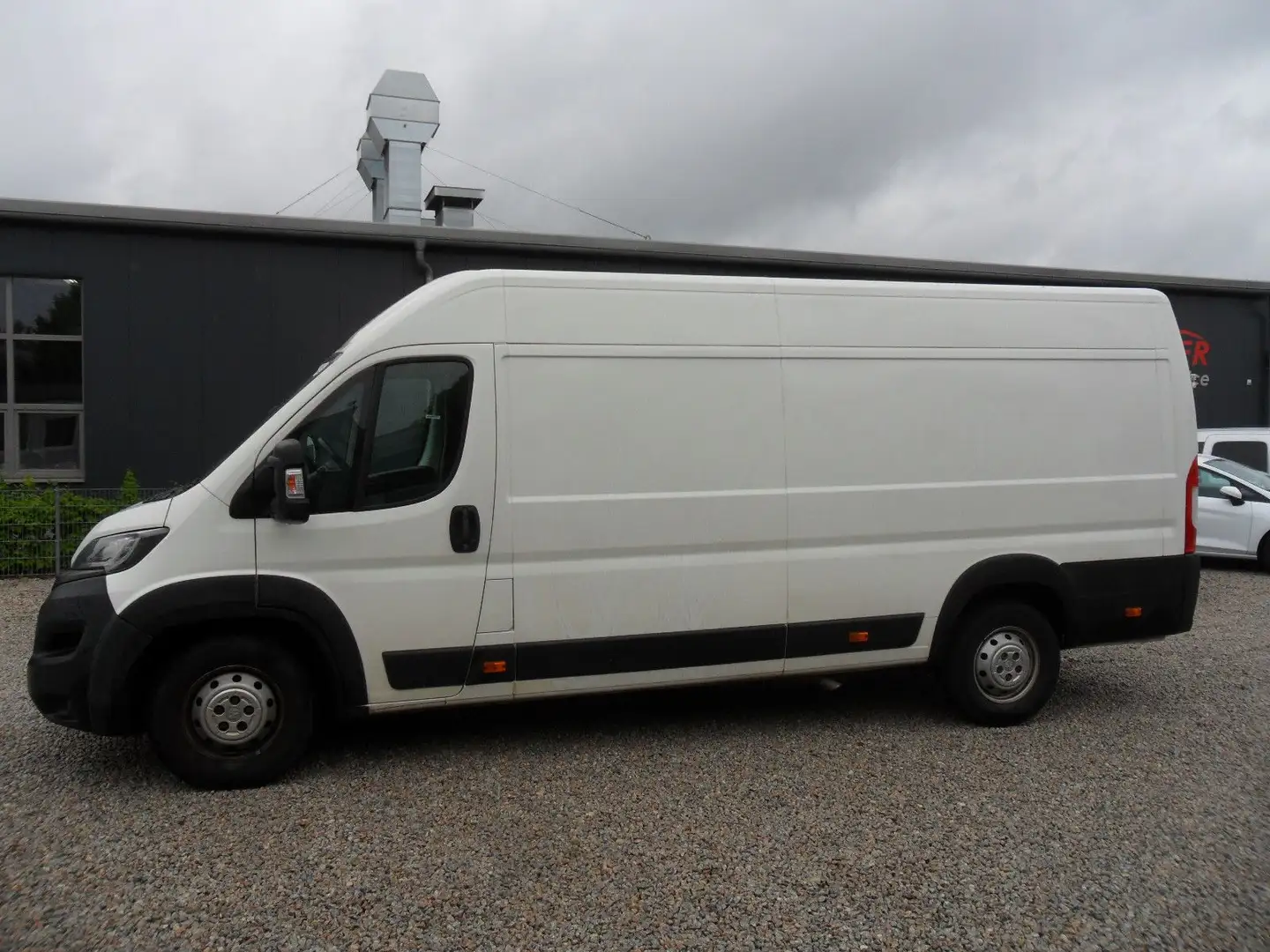 Peugeot Boxer Kasten Hochraum 435 L4H2 Premium BlueHDi Blanc - 2
