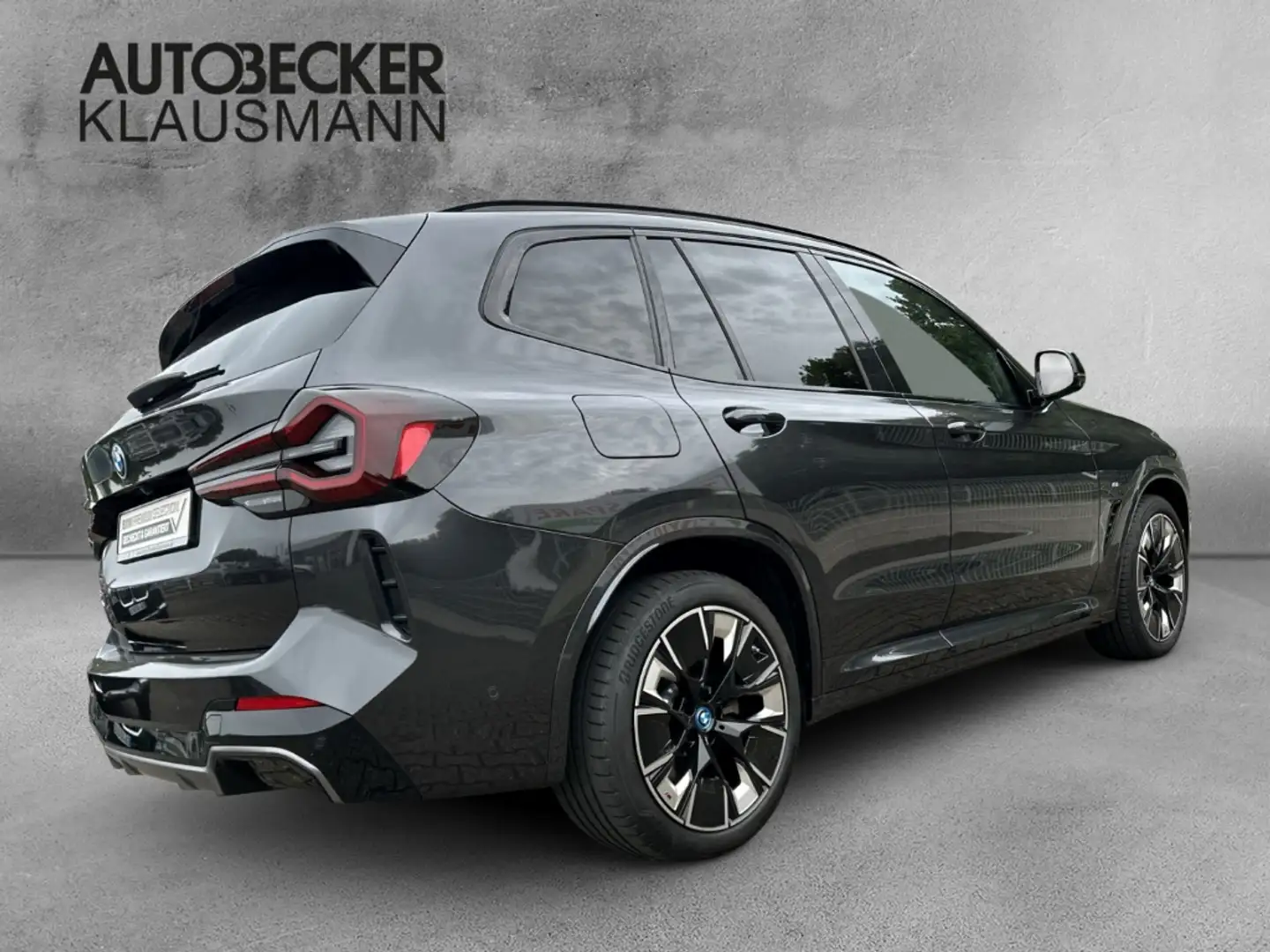 BMW iX3 Impressive M SPORT LC PROFNAVI HuD KAMERA 360° Gris - 2