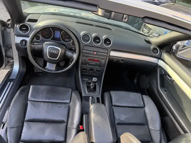 Audi A4 view 7