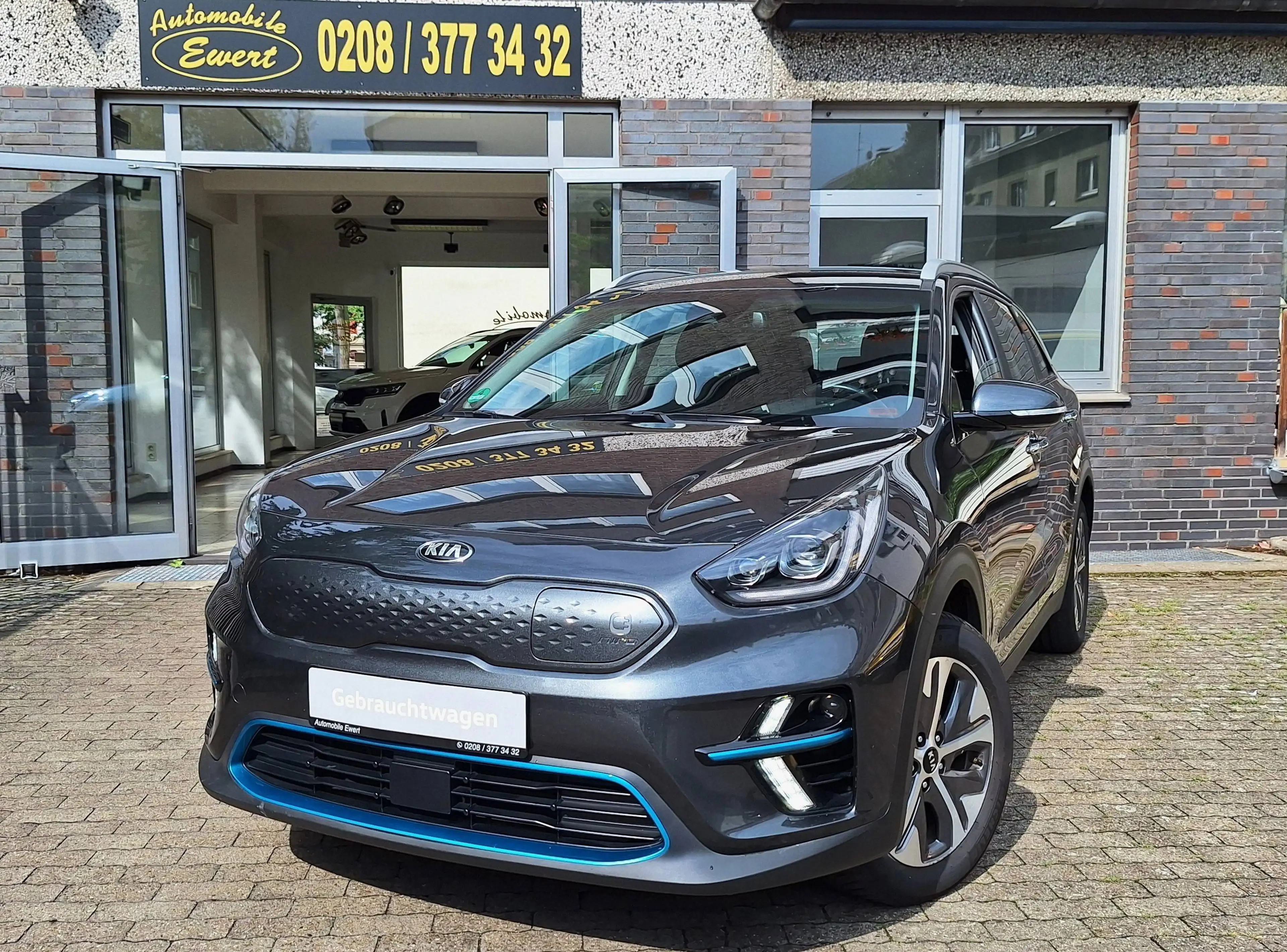 Kia Niro e-Niro Vision 64kWh 1.Hand Navi Kamera AWR LED Scheckheft — photo 6