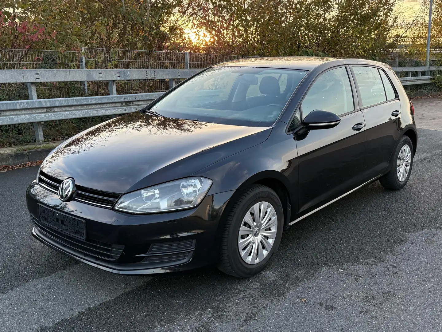 Volkswagen Golf Golf VII 5-Türer 1.2 TSI BlueMotion Comfortline Schwarz - 1