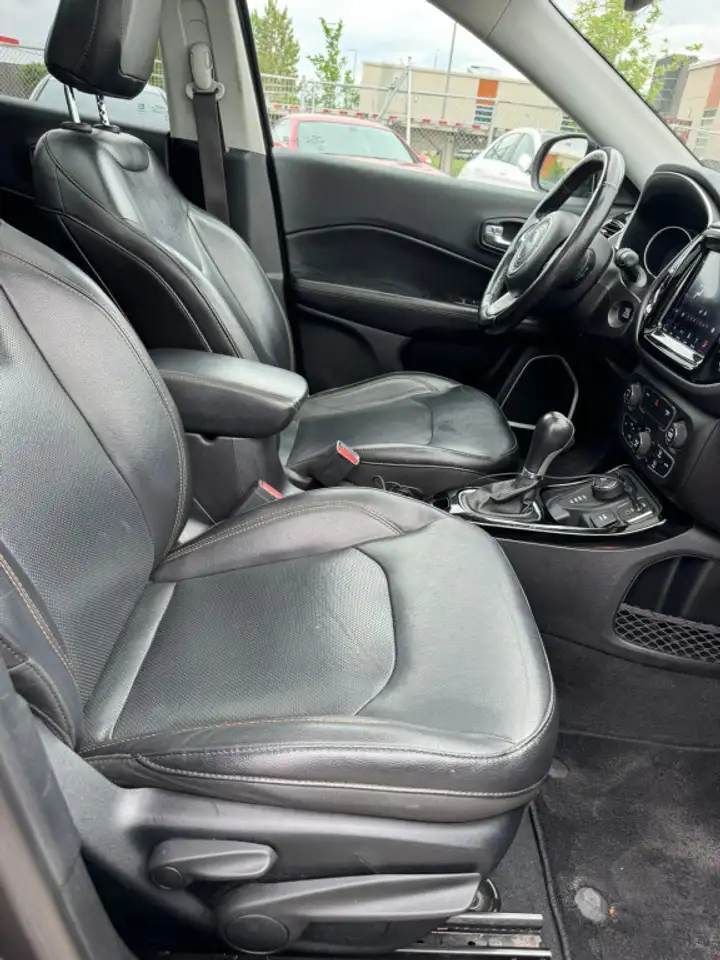 Jeep Compass снимка Jeep Compass