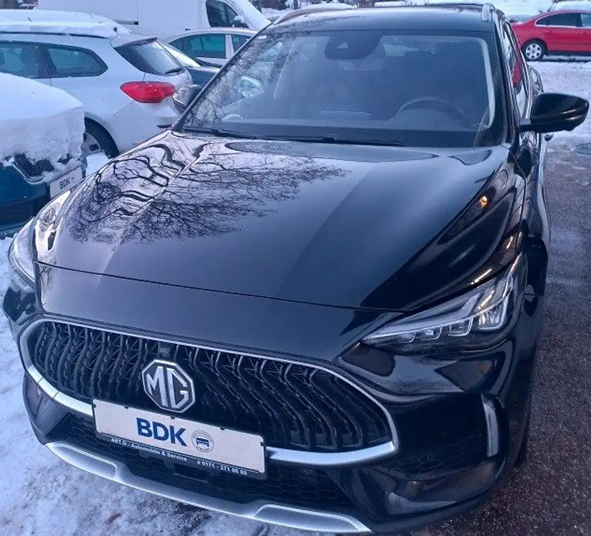 MG HS 1,5i Luxury Aut. Klima SHZ Leder Navi PDC LMF Schwarz - 2