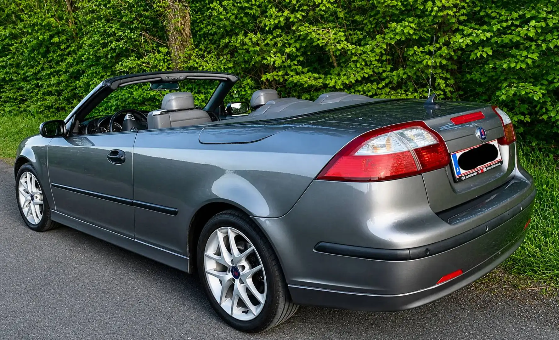 Saab 9-3 9-3 Vector 2,0t Ecopower Vector Grau - 1