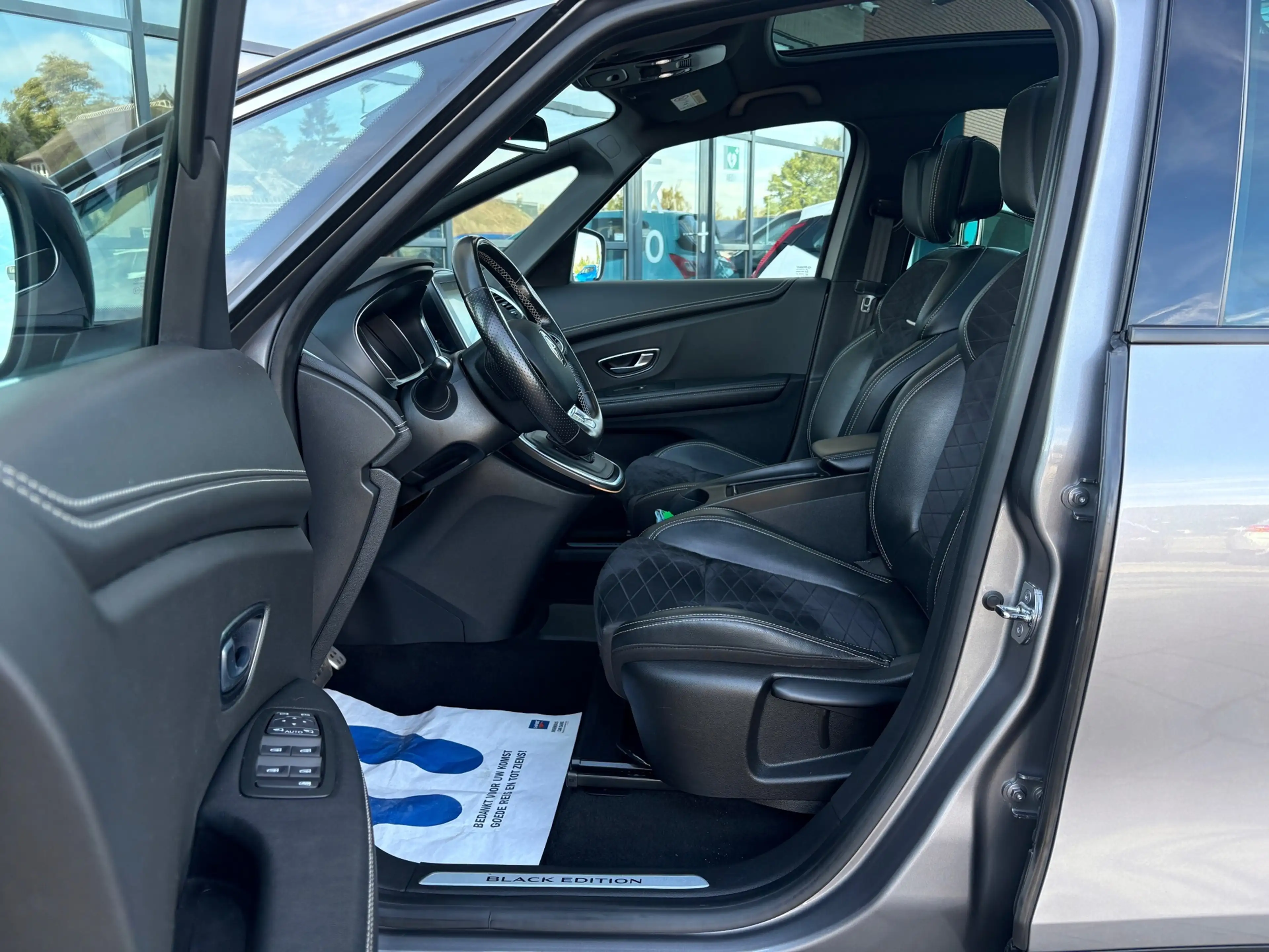 Renault Scenic 1.3 TCe BLACK Edition Automaat Bose Alcantara, Pan — photo 41